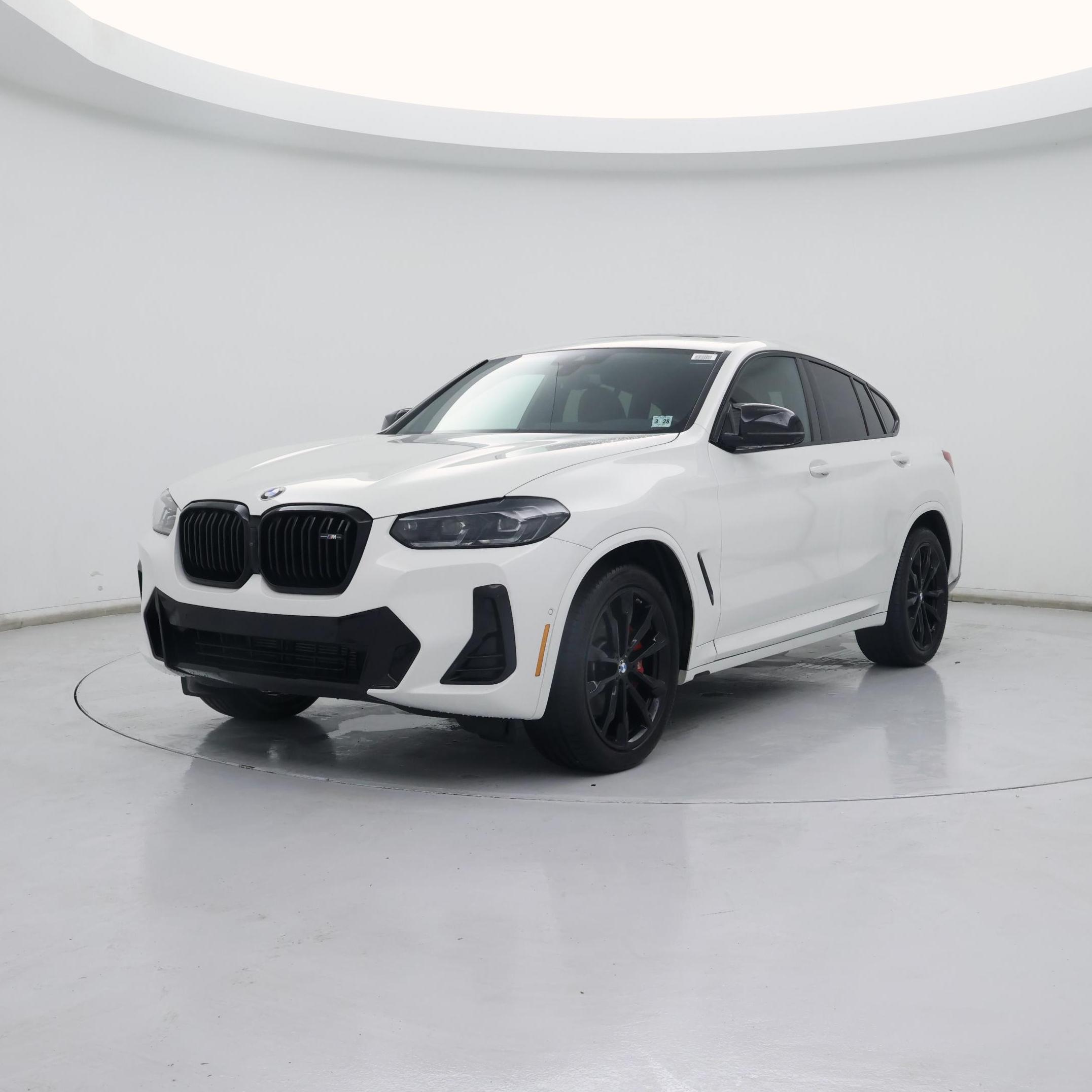Thumbnail: 2023 BMW X4 - 4