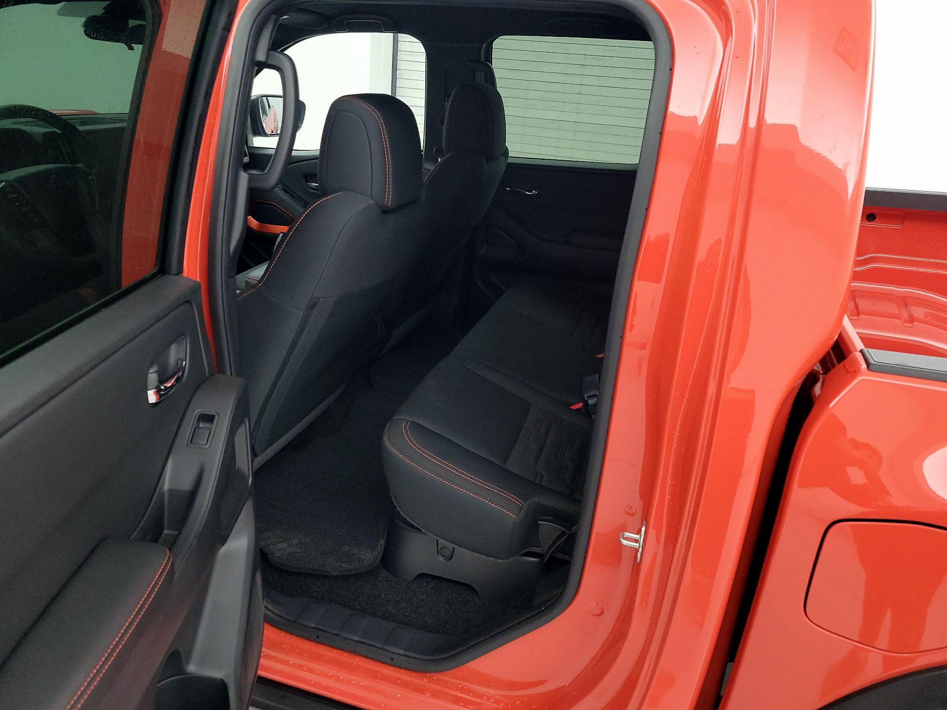 Thumbnail: 2025 Nissan Frontier - 19
