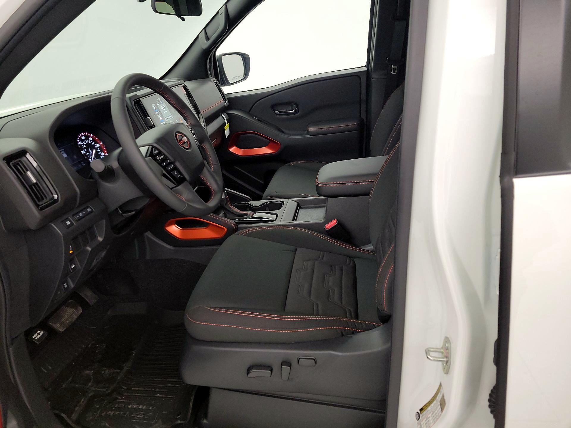 Thumbnail: 2025 Nissan Frontier - 11