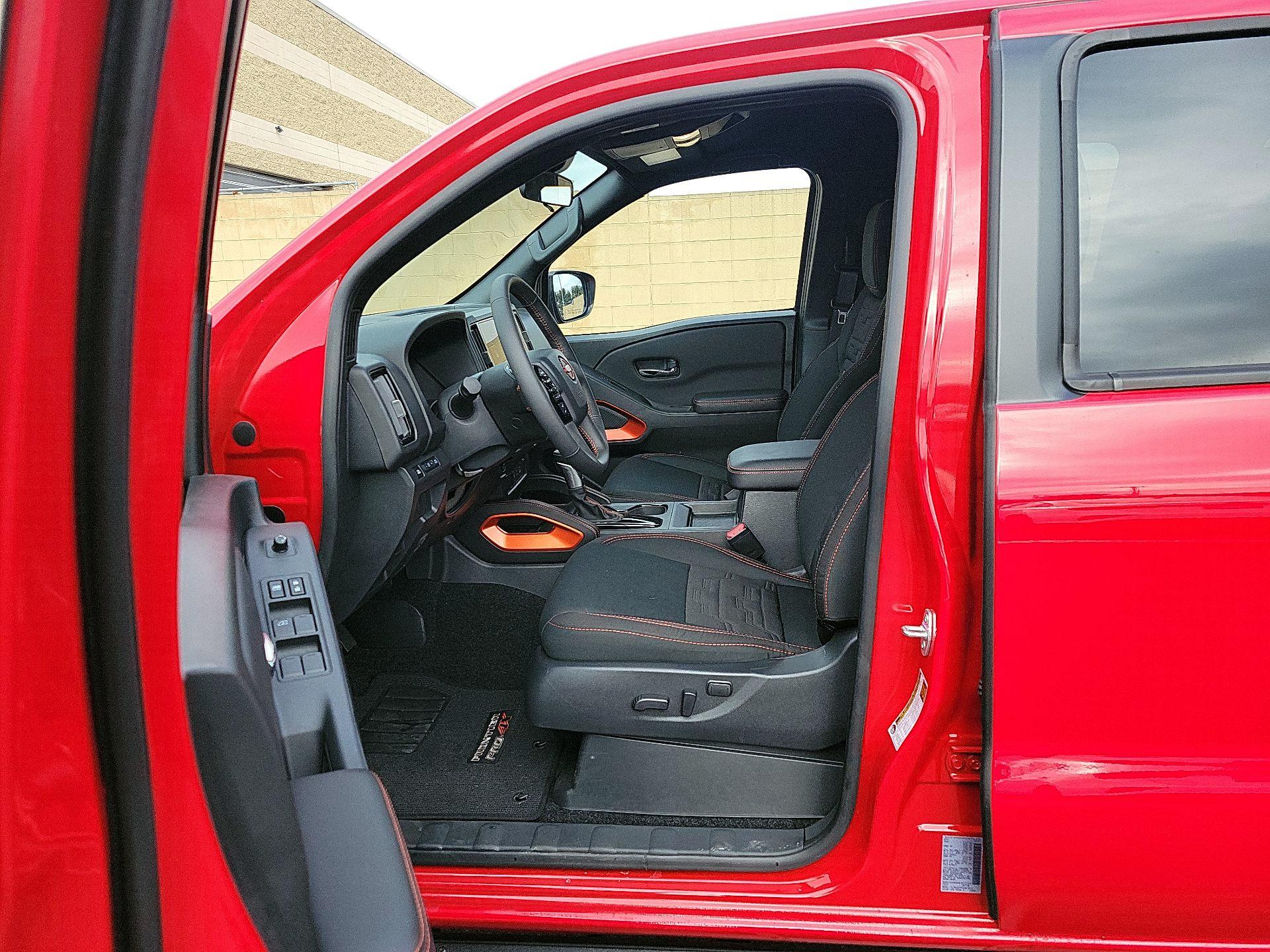 Thumbnail: 2025 Nissan Frontier - 9