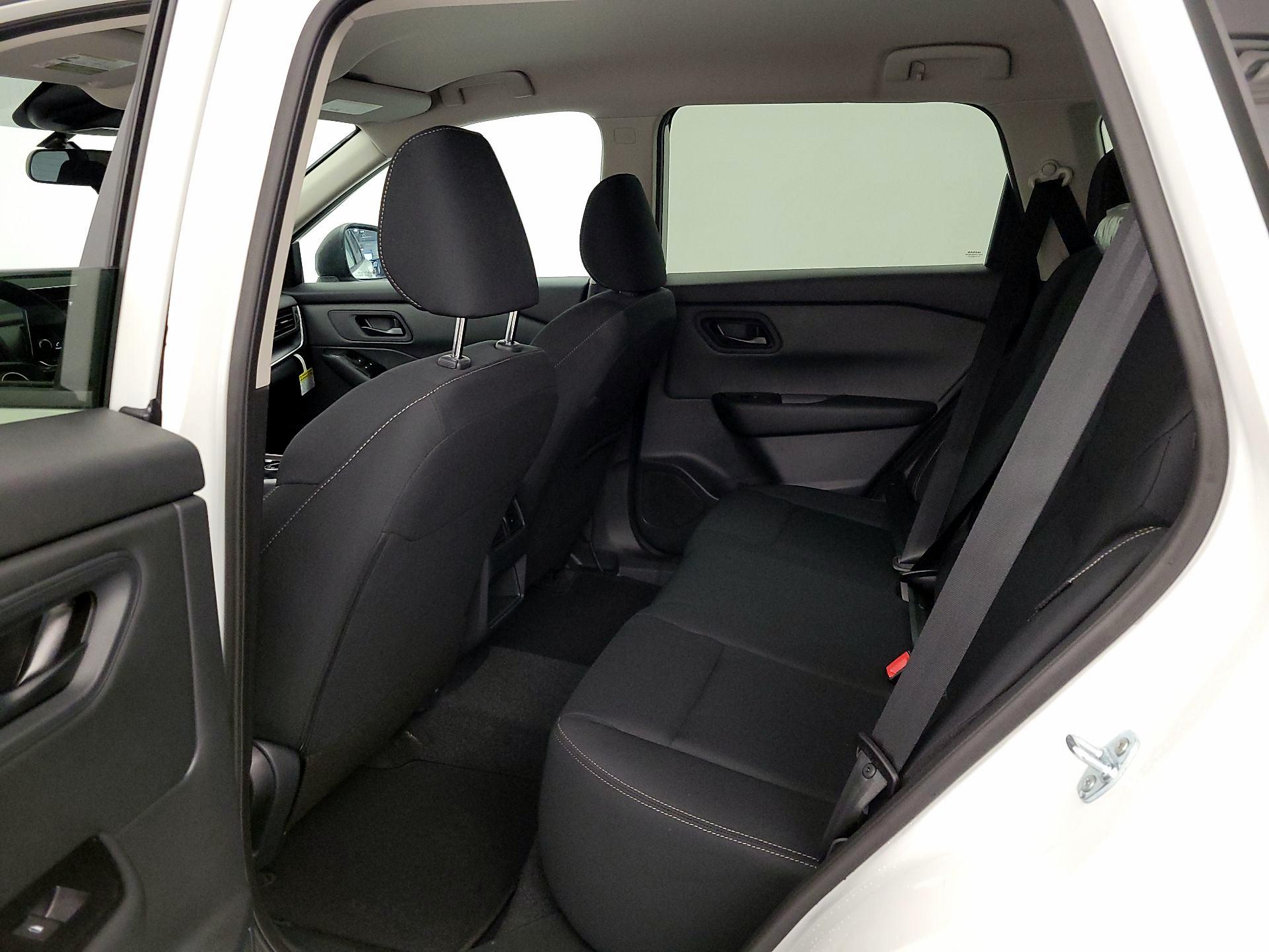 Thumbnail: 2026 Nissan Rogue - 19