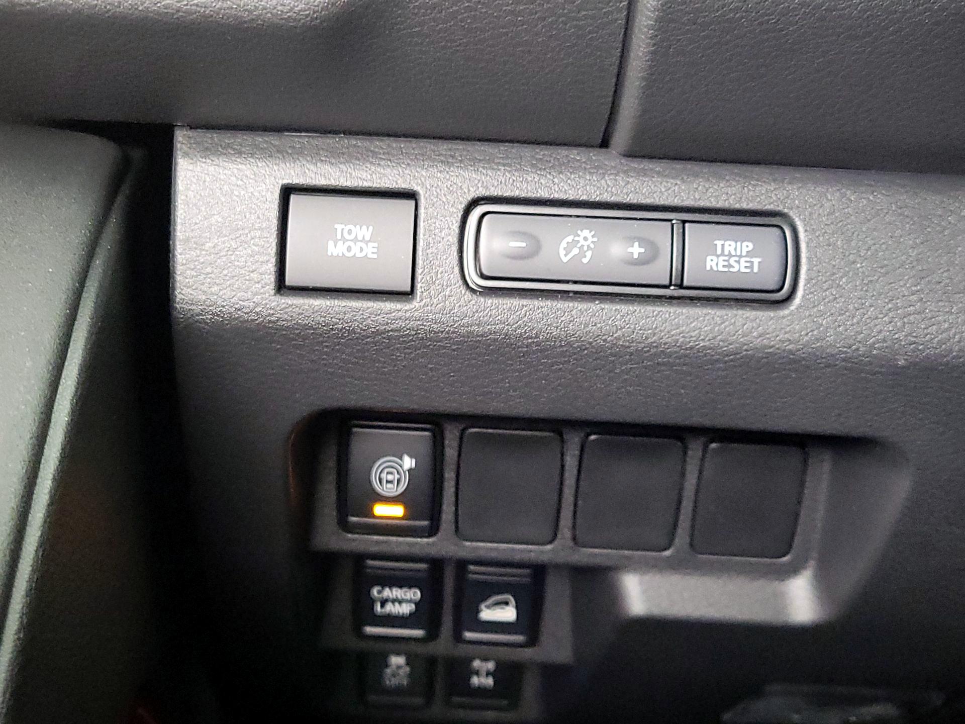 Thumbnail: 2025 Nissan Frontier - 13