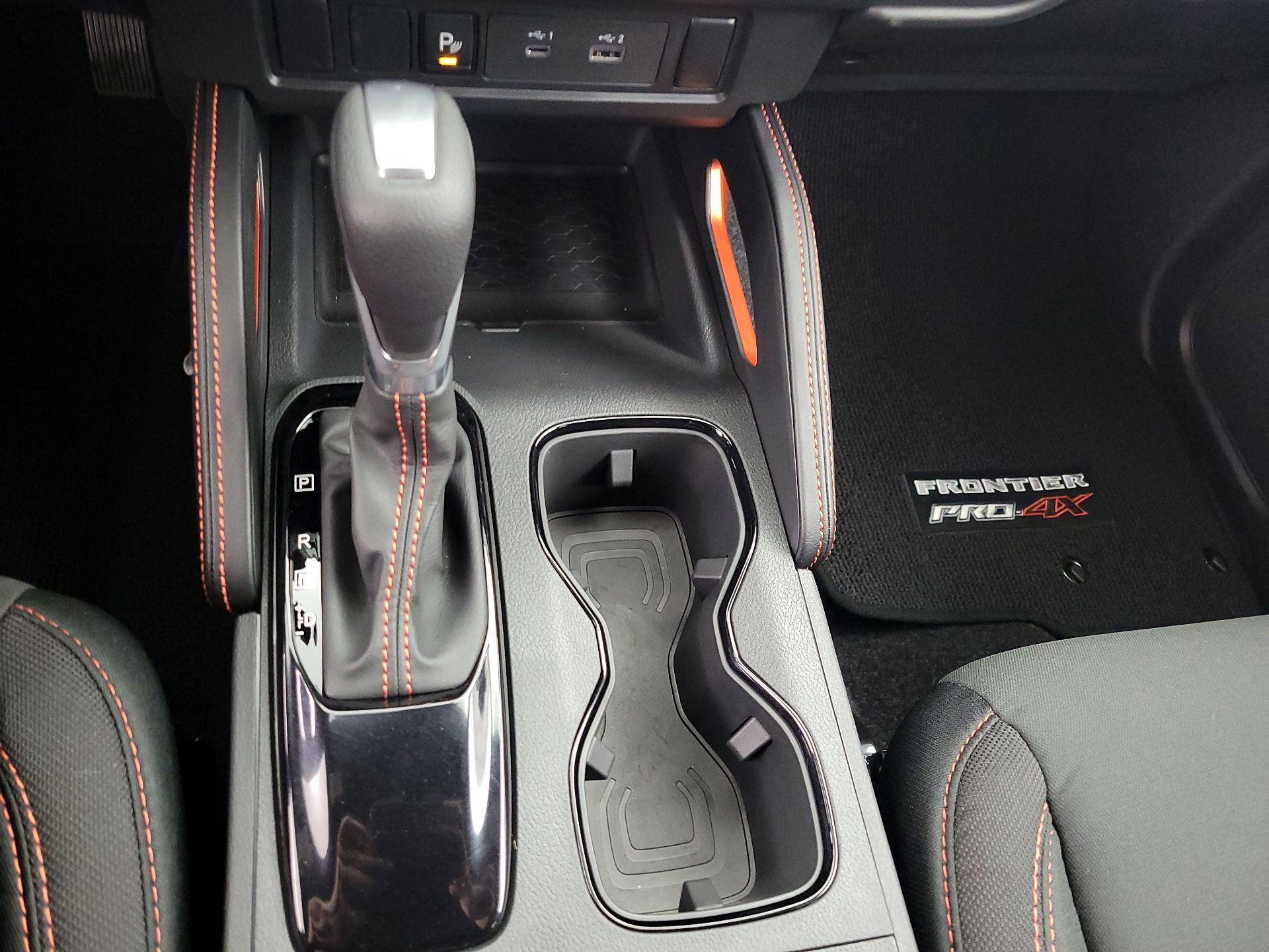 Thumbnail: 2025 Nissan Frontier - 17