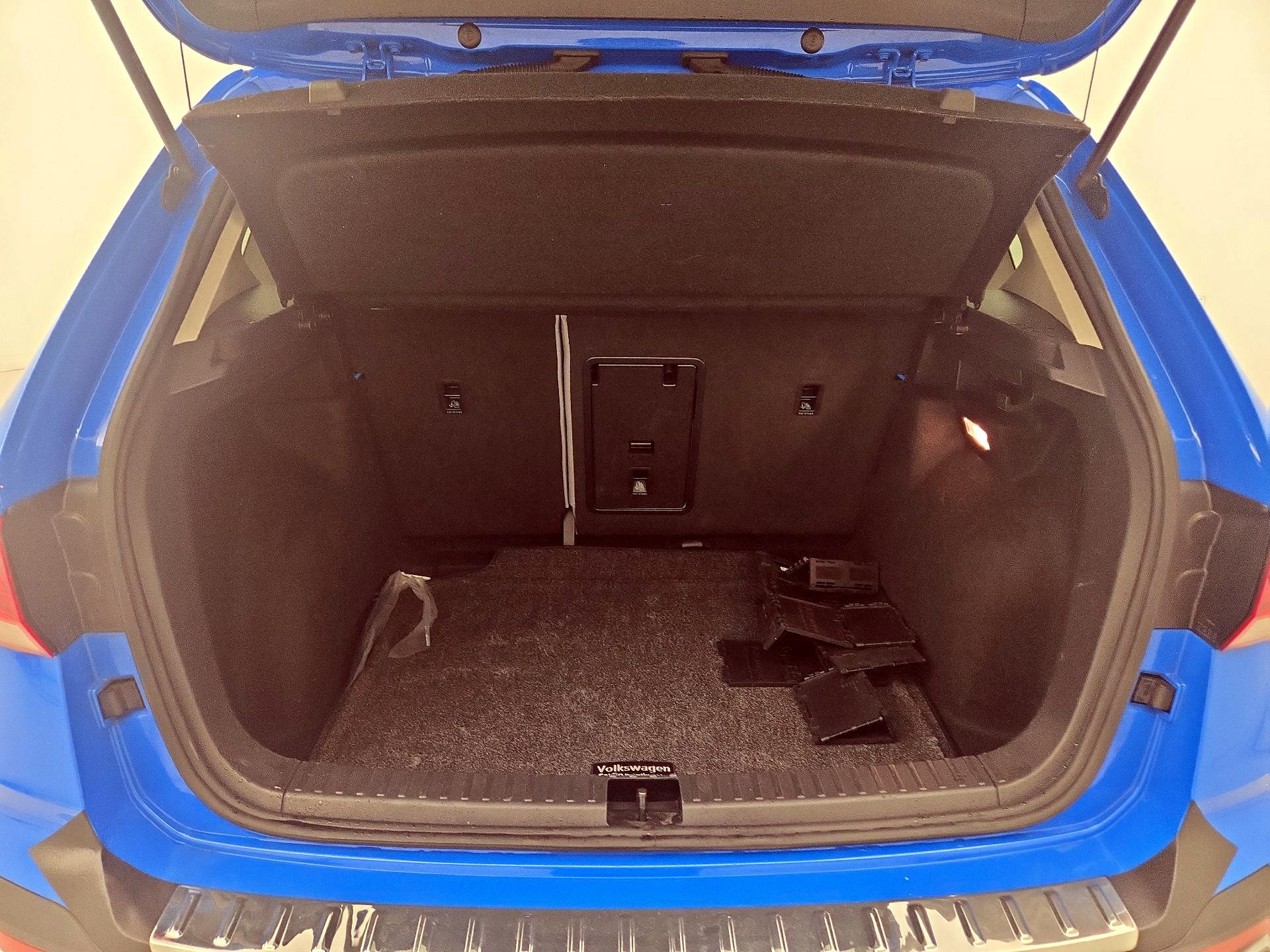 Thumbnail: 2022 Volkswagen Taos - 20