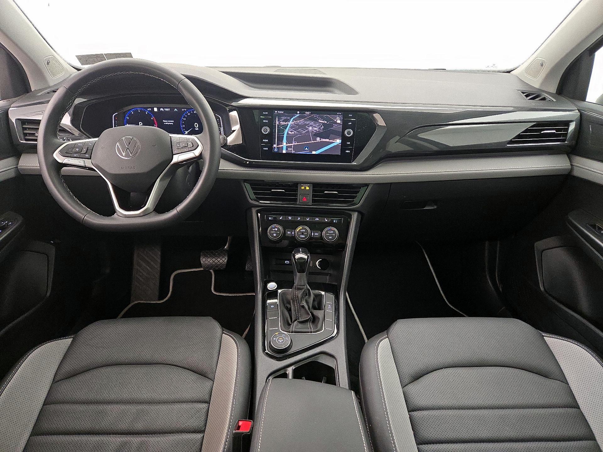 Thumbnail: 2022 Volkswagen Taos - 9