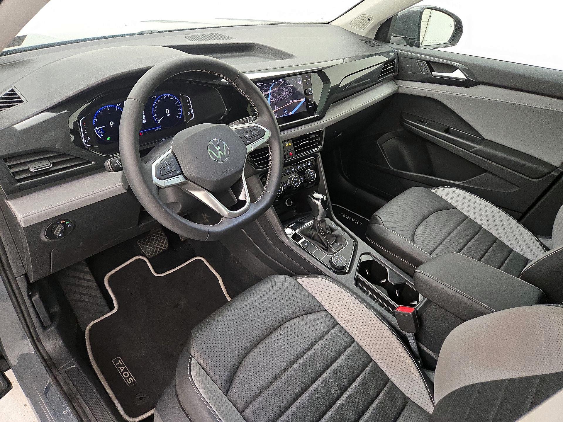 Thumbnail: 2022 Volkswagen Taos - 11