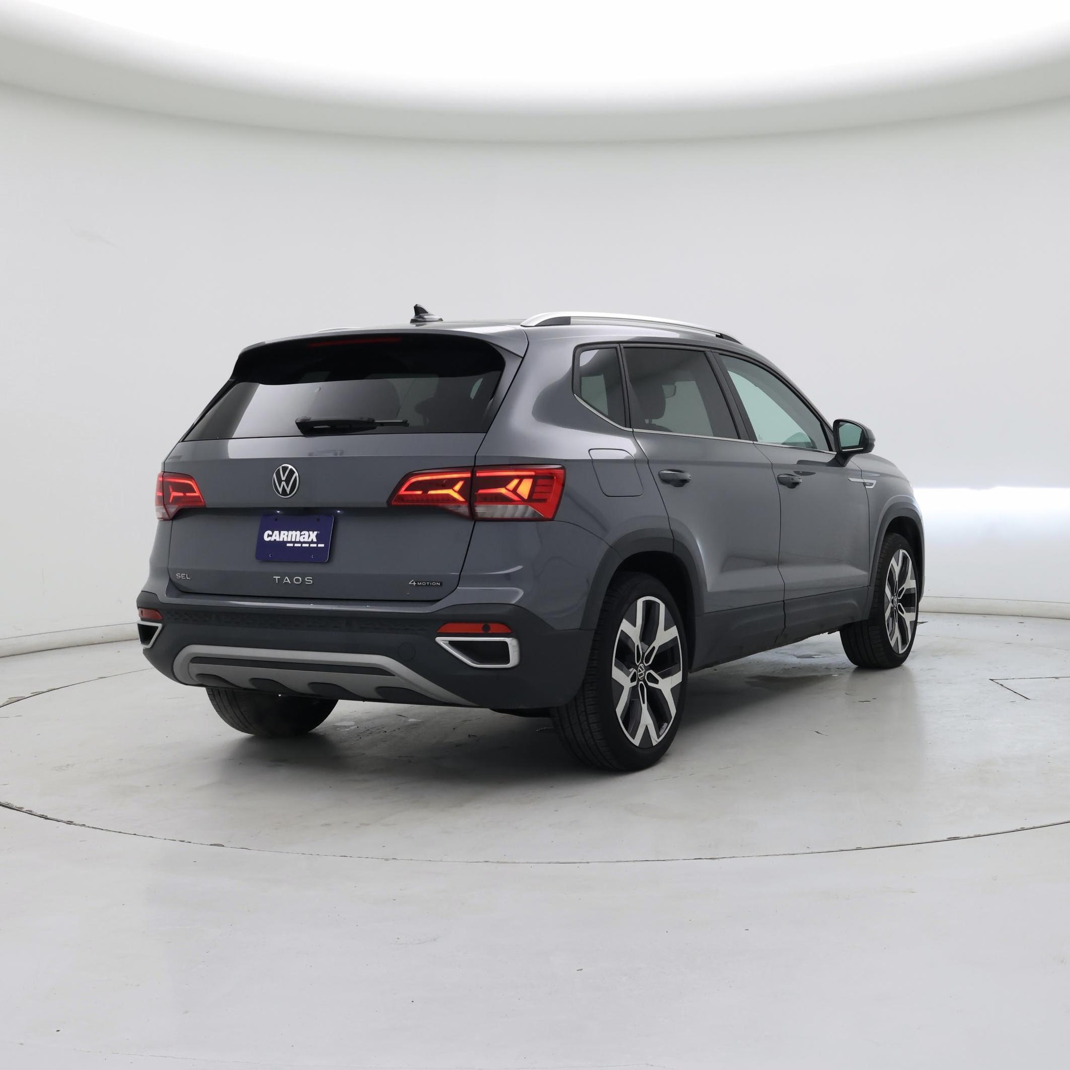 Thumbnail: 2022 Volkswagen Taos - 8