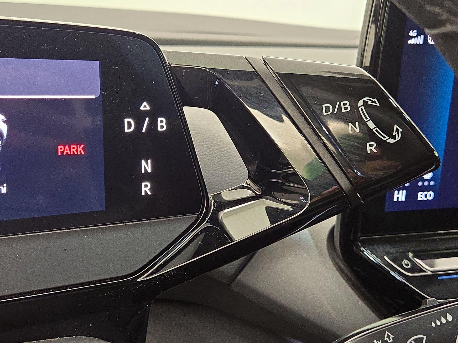 Thumbnail: 2023 Volkswagen ID.4 - 17