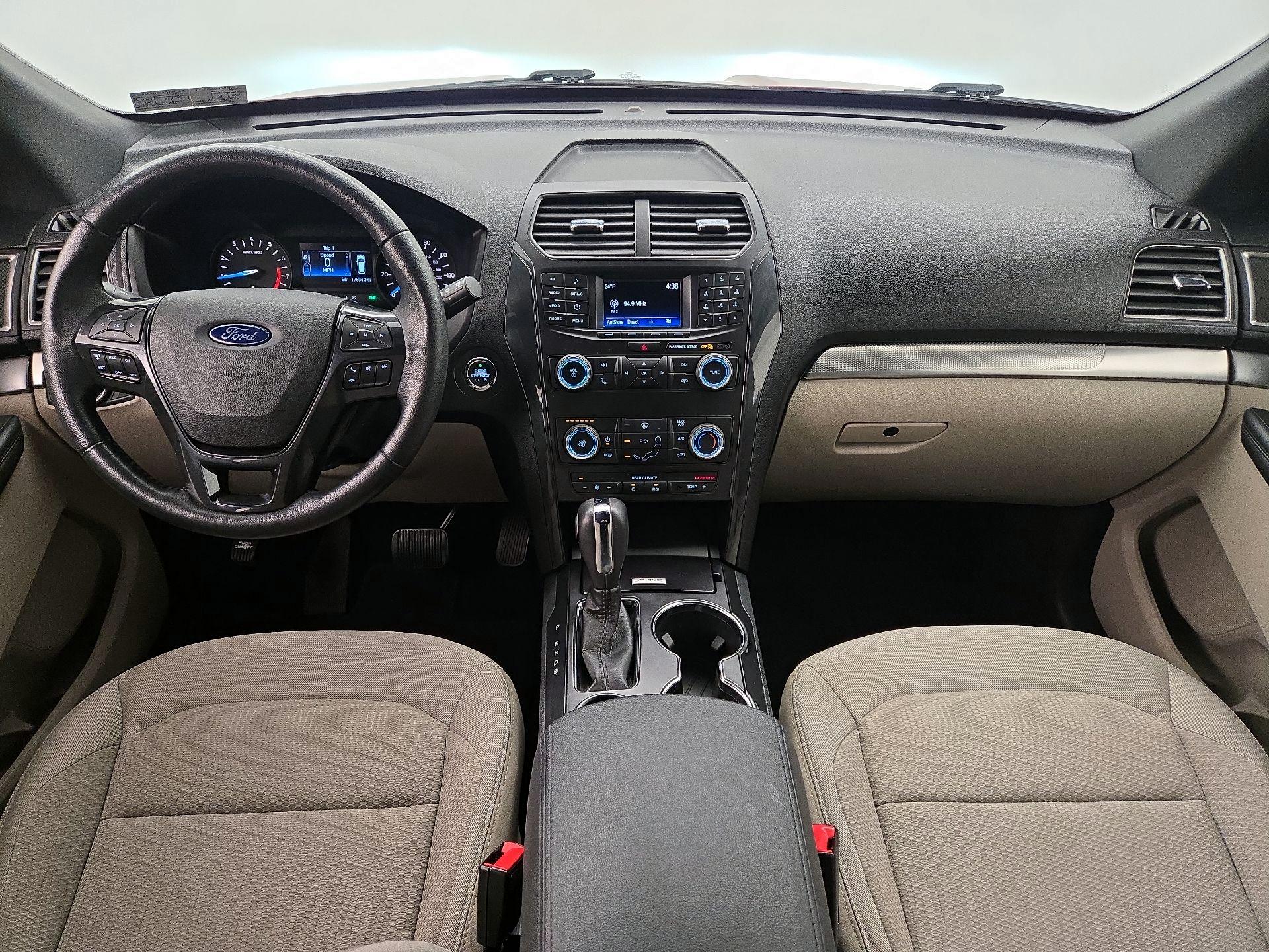 Thumbnail: 2019 Ford Explorer - 9