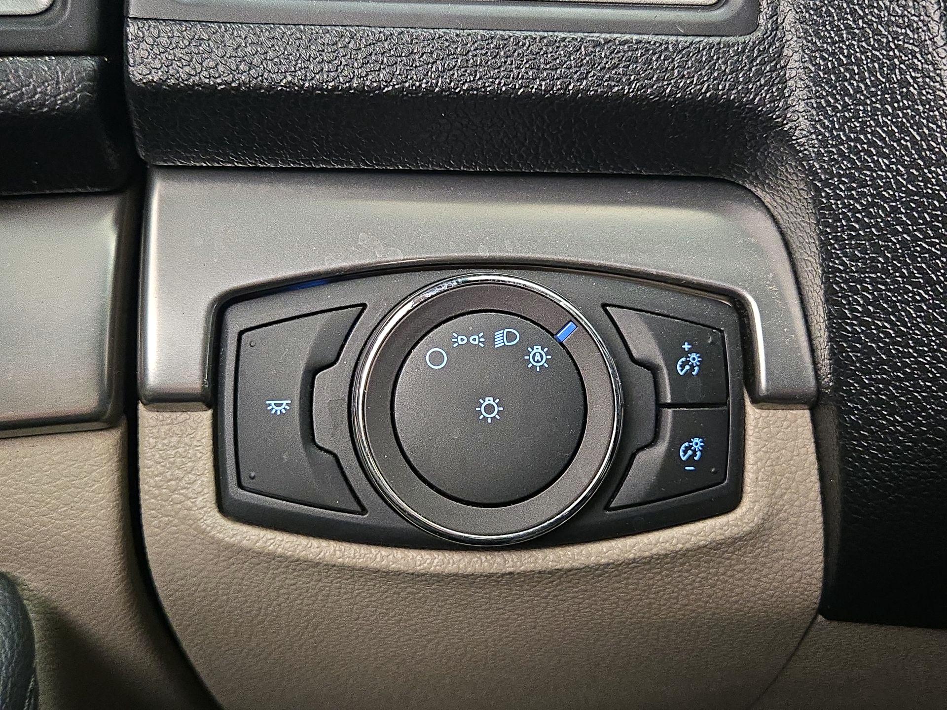 Thumbnail: 2019 Ford Explorer - 13