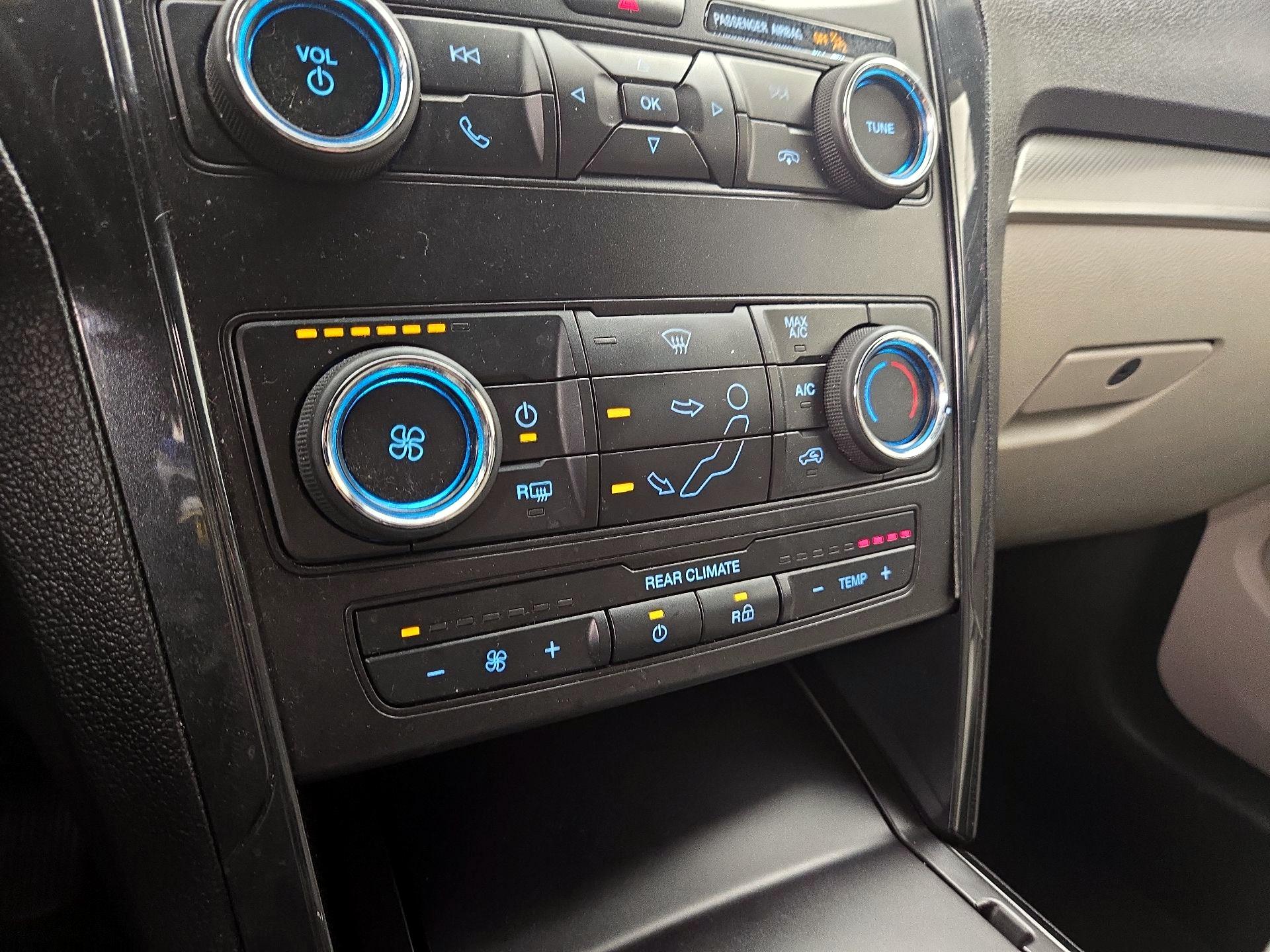 Thumbnail: 2019 Ford Explorer - 16