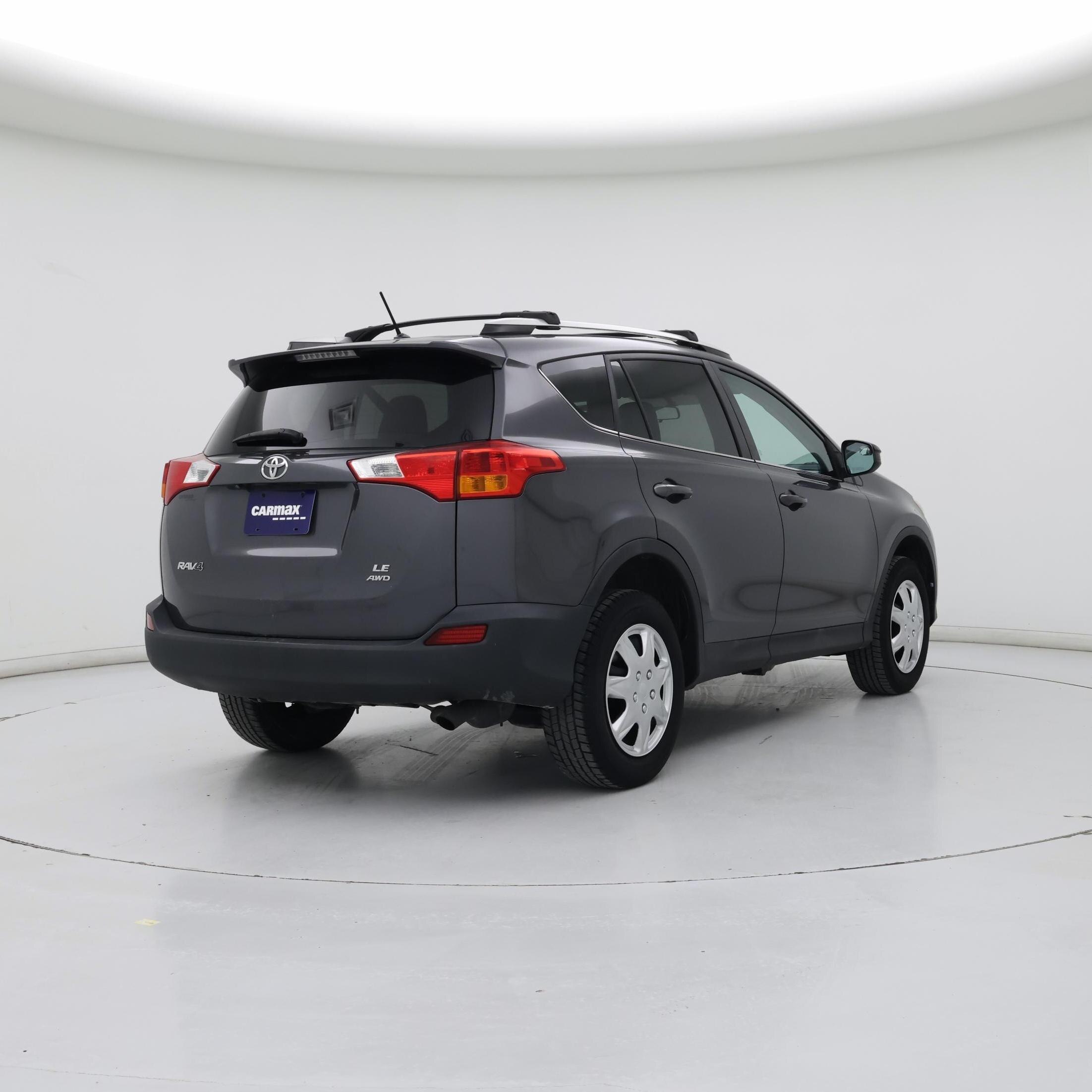 Thumbnail: 2015 Toyota RAV4 - 8