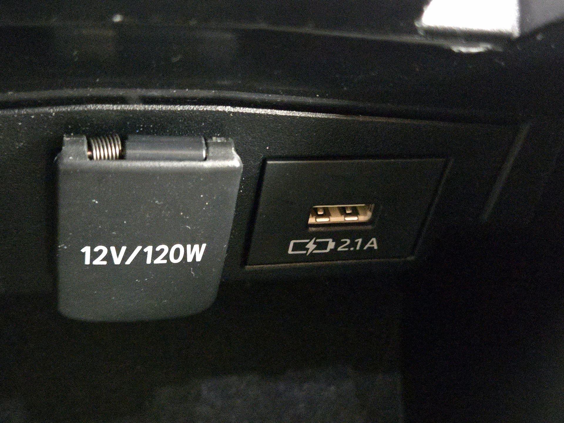 Thumbnail: 2022 Toyota Corolla Cross - 17