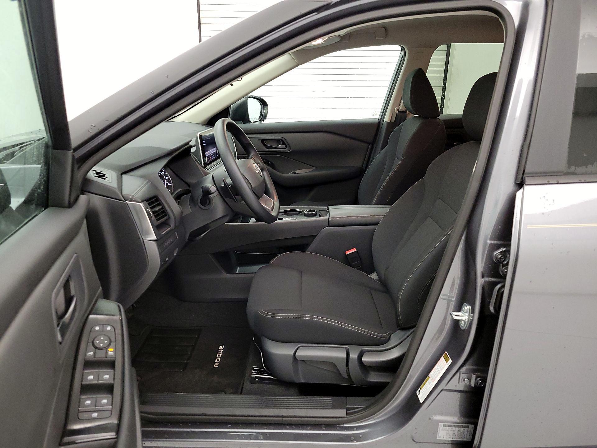 Thumbnail: 2026 Nissan Rogue - 11