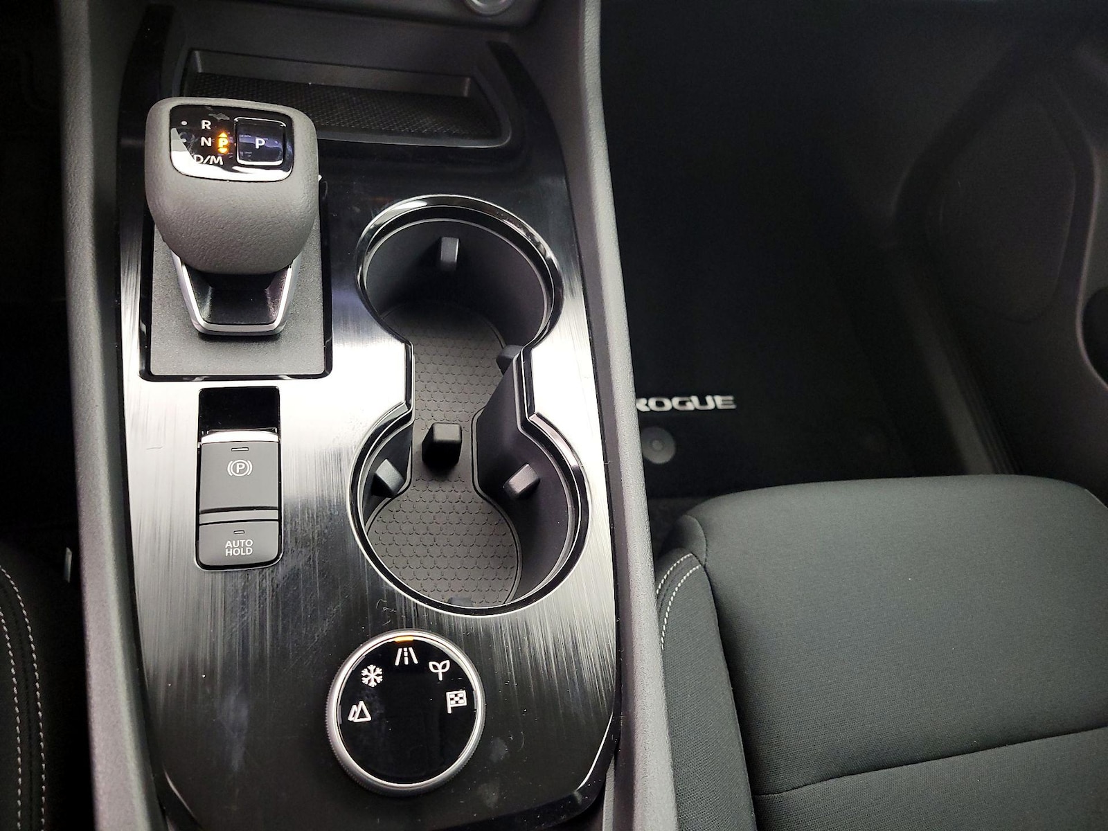 2026 Nissan Rogue S - Photo 18
