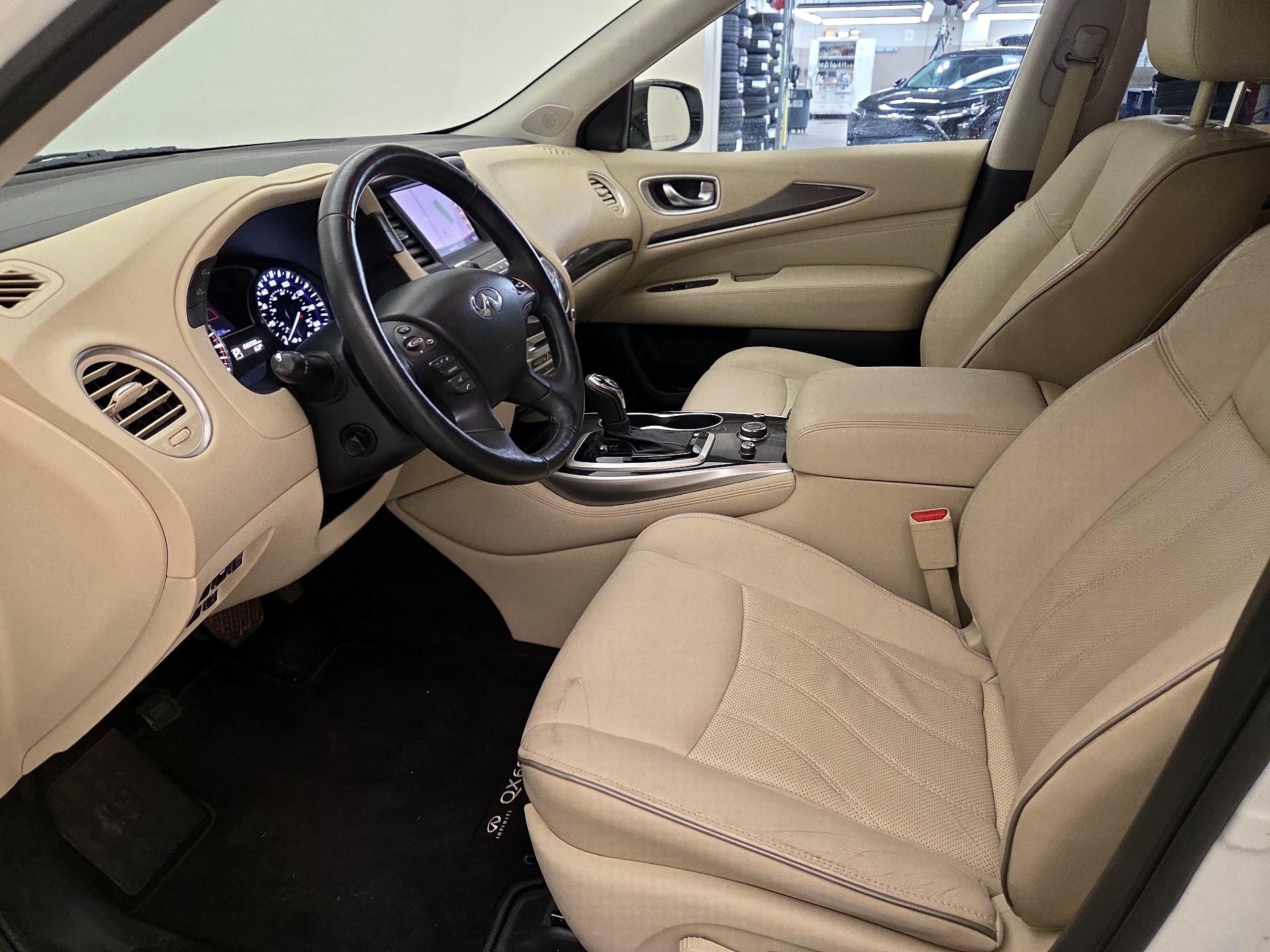 Thumbnail: 2017 INFINITI QX60 - 11