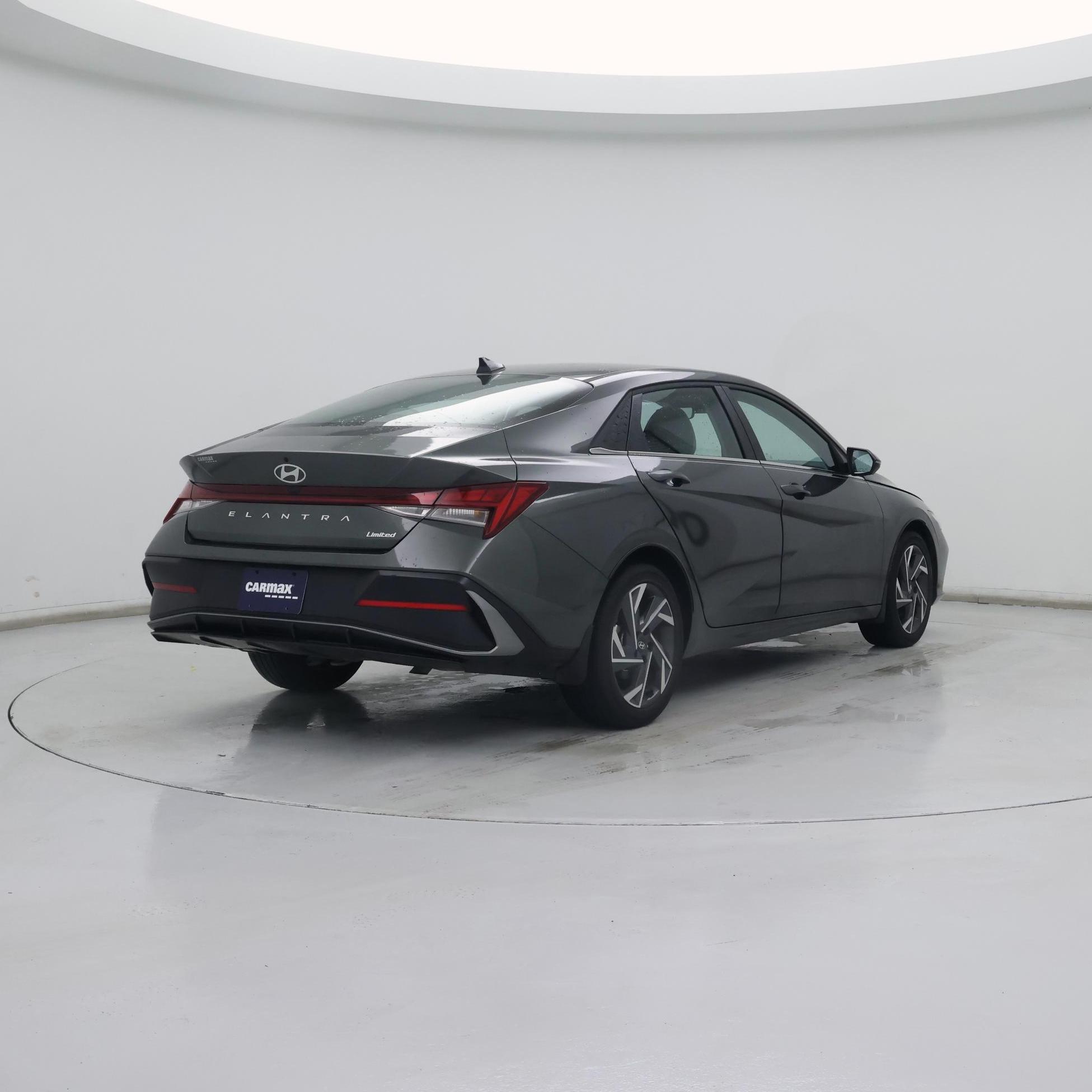 Thumbnail: 2025 Hyundai Elantra - 8
