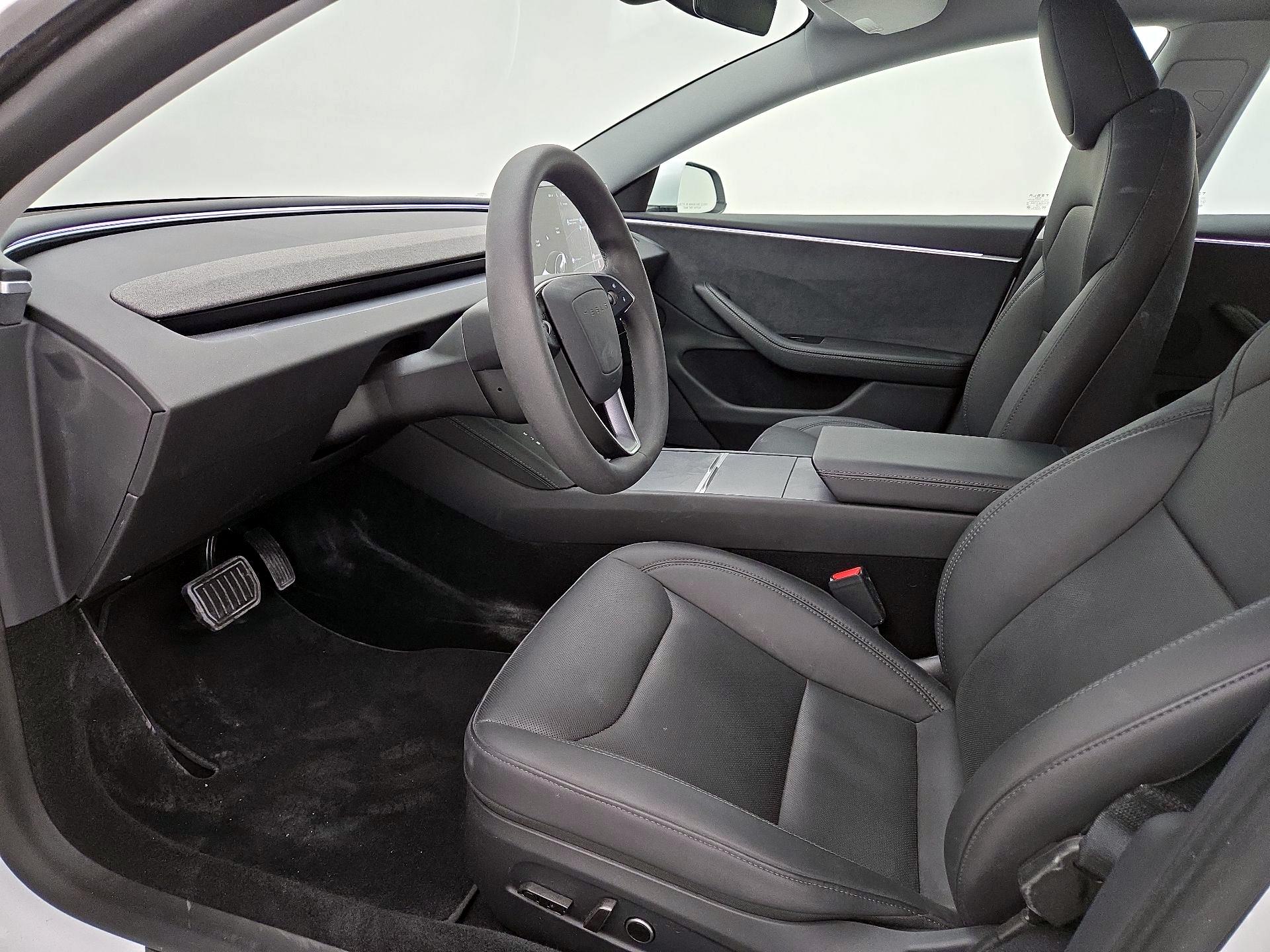 Thumbnail: 2024 Tesla Model 3 - 11