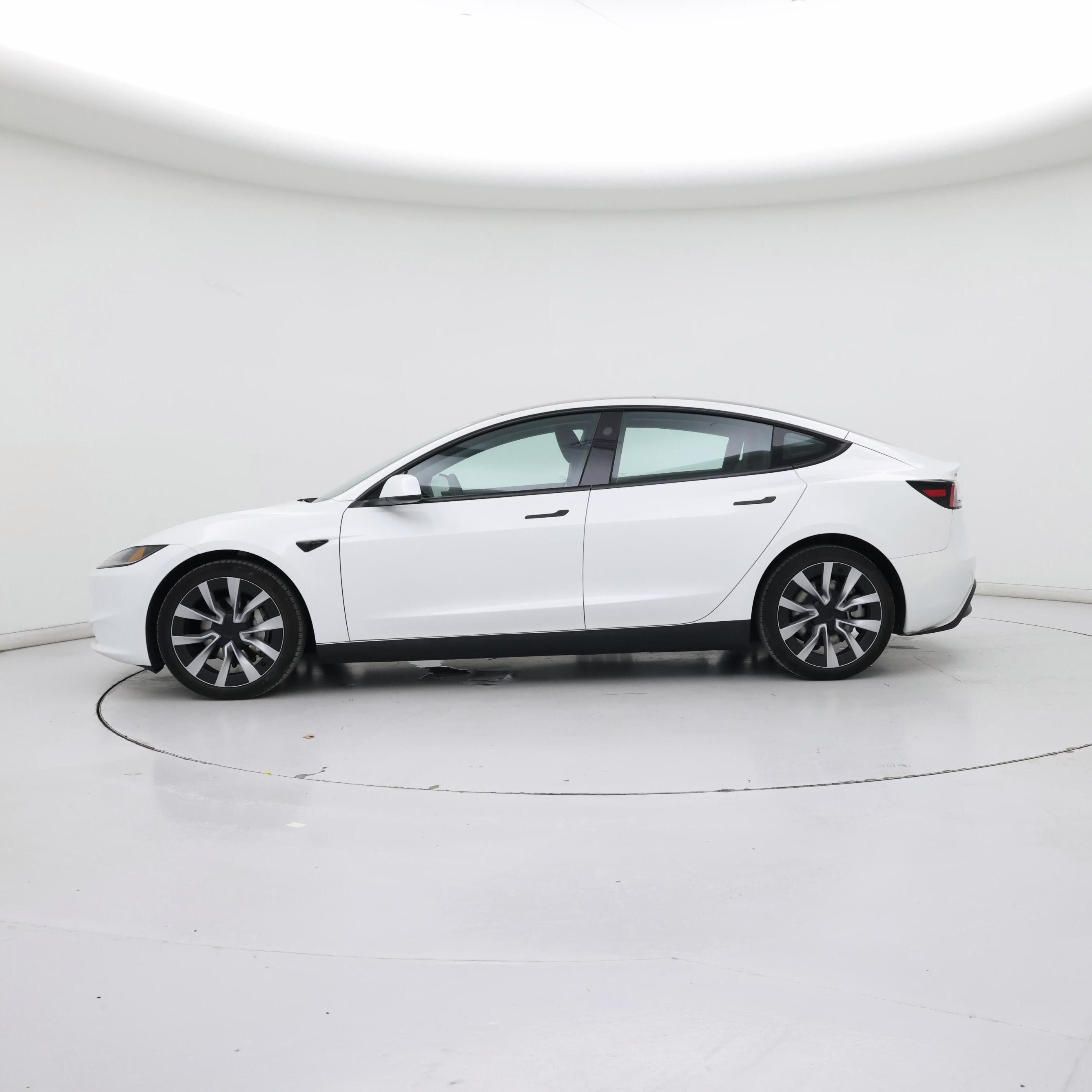 Thumbnail: 2024 Tesla Model 3 - 3