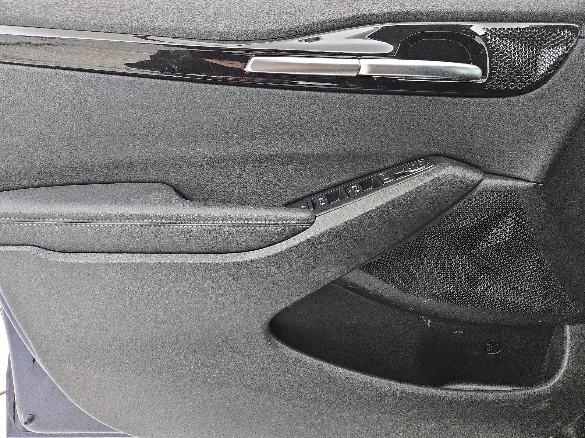 Thumbnail: 2024 Kia Seltos - 12