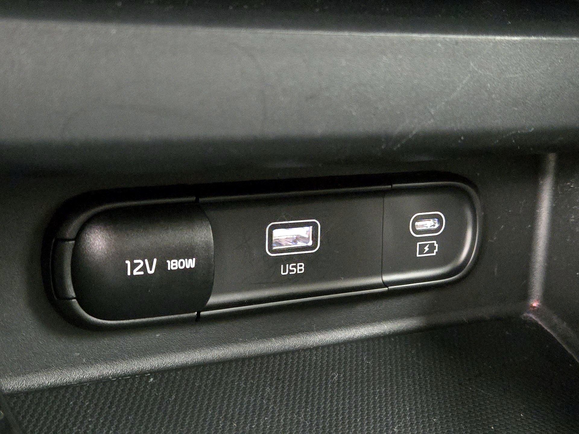 Thumbnail: 2024 Kia Seltos - 18