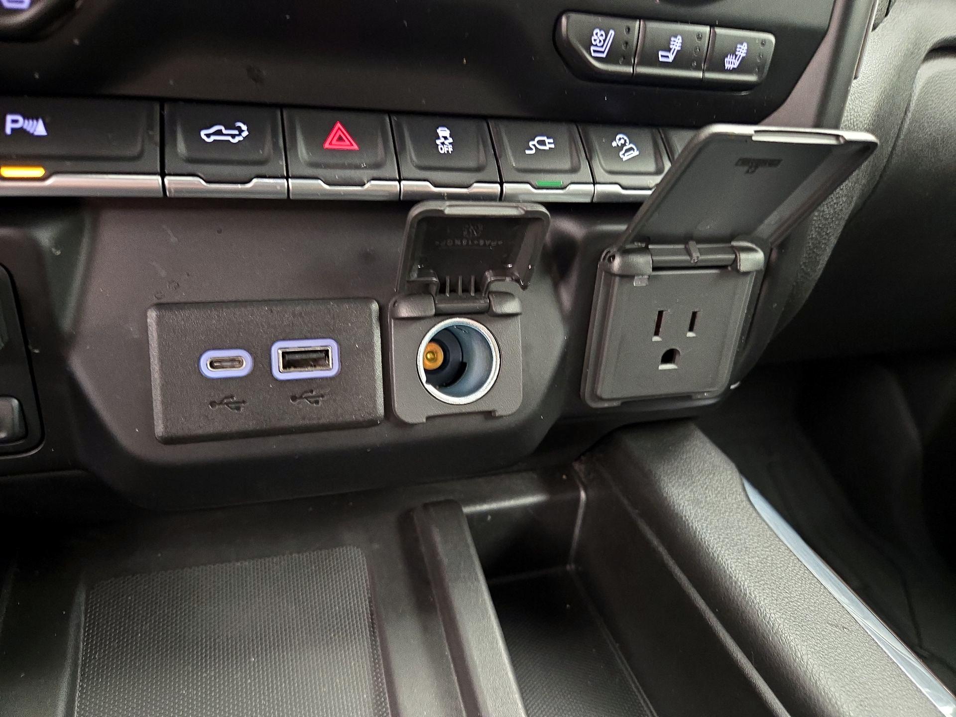 Thumbnail: 2022 GMC Sierra 3500 - 19