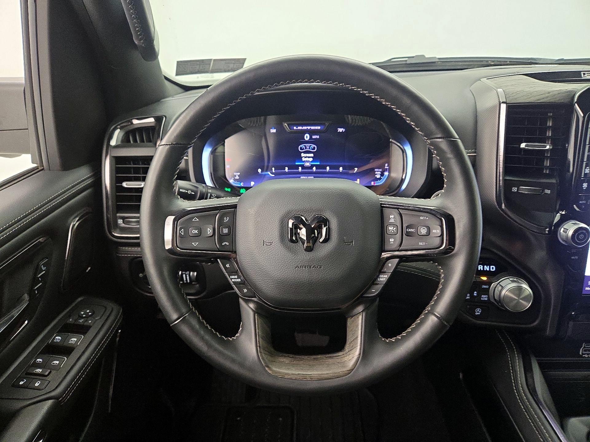 Thumbnail: 2025 RAM 1500 - 10