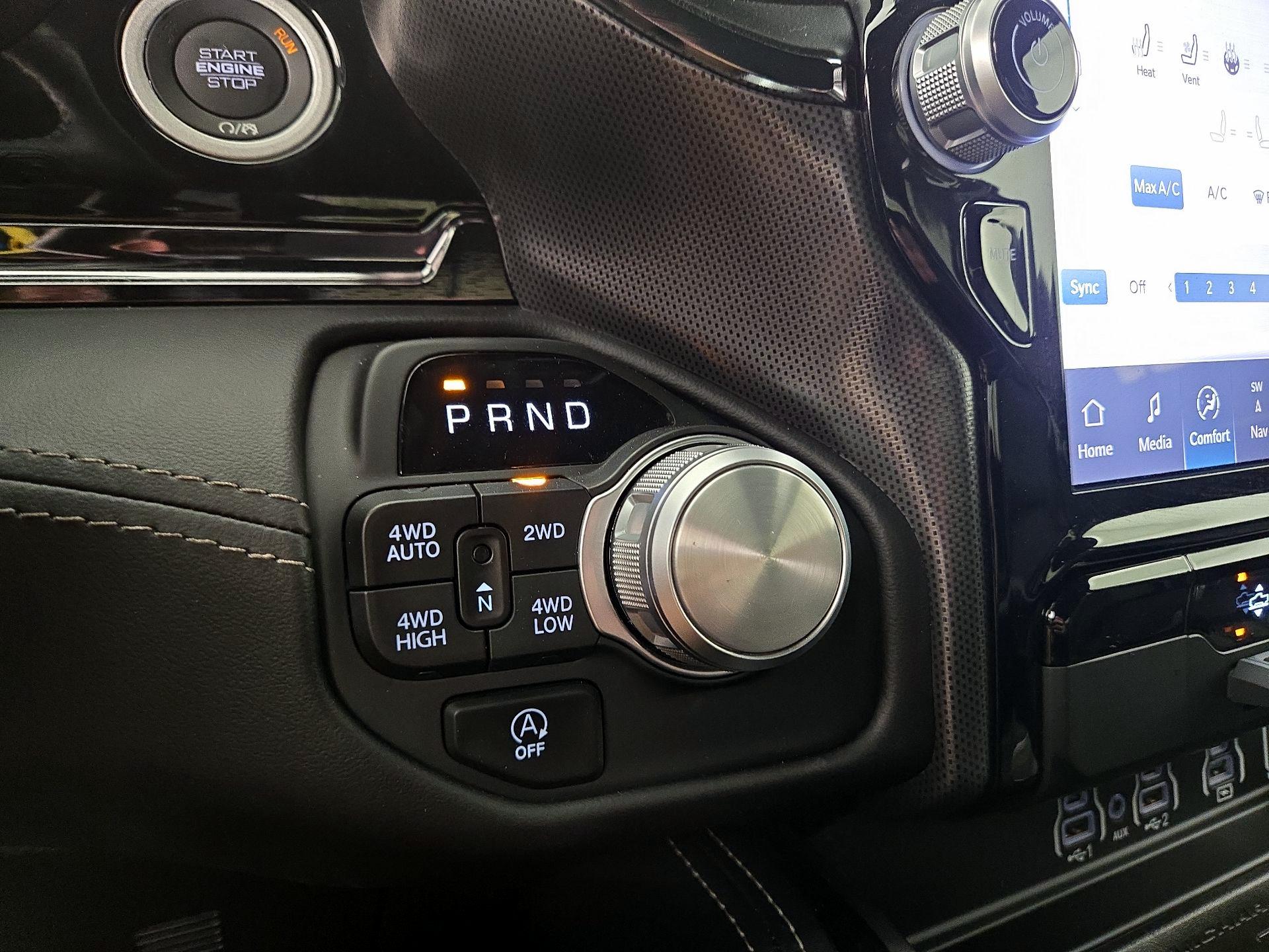 Thumbnail: 2025 RAM 1500 - 18
