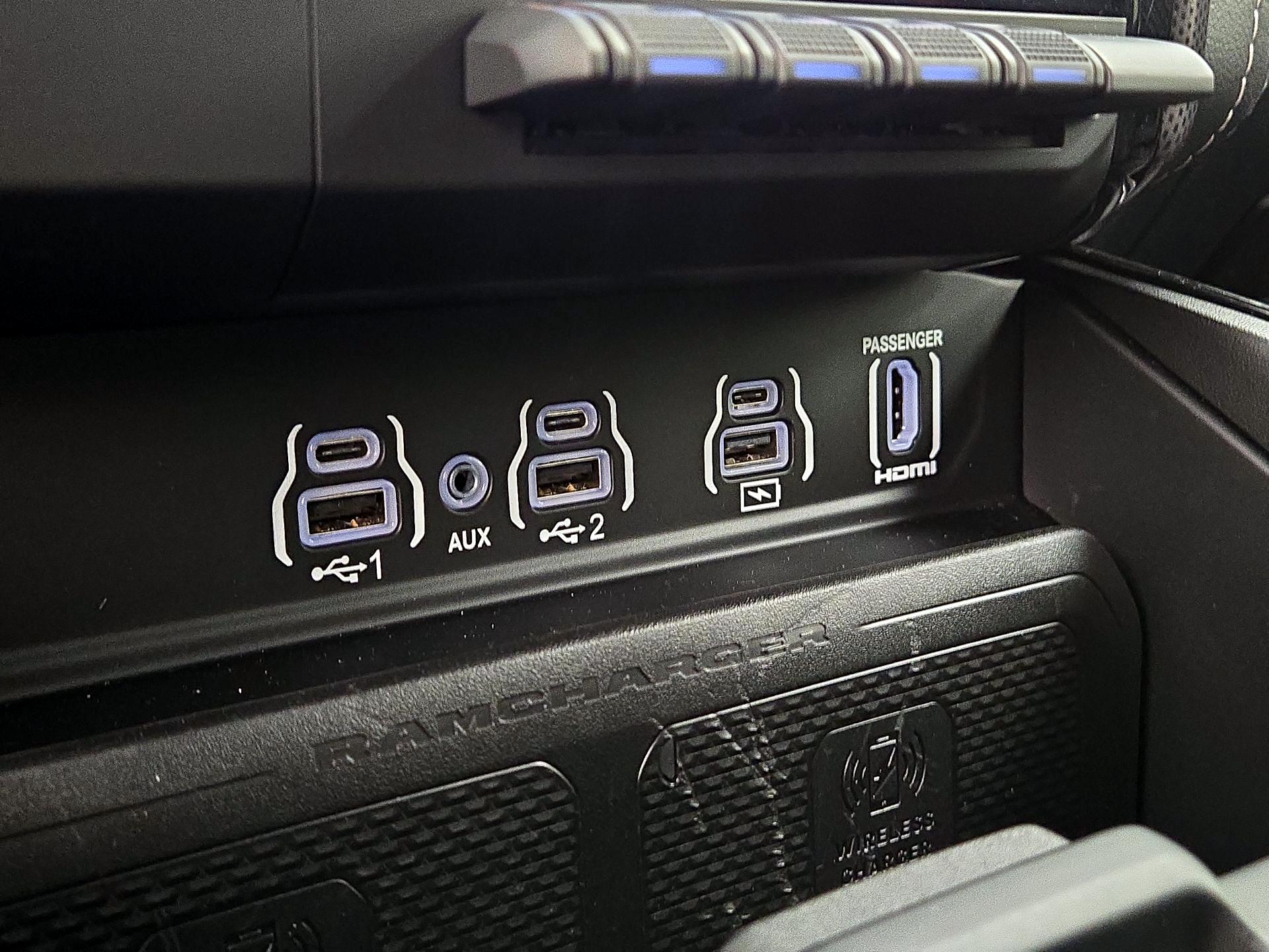 Thumbnail: 2025 RAM 1500 - 19