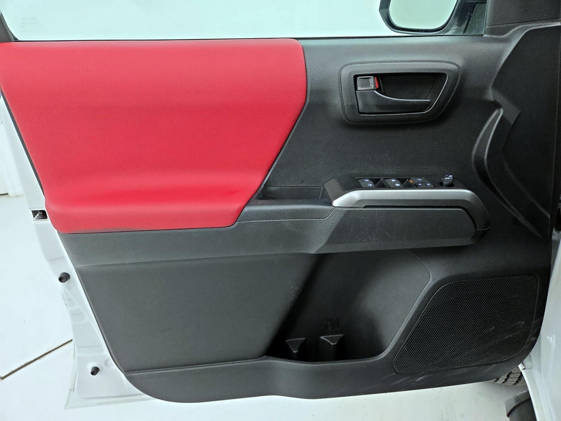 Thumbnail: 2023 Toyota Tacoma - 12