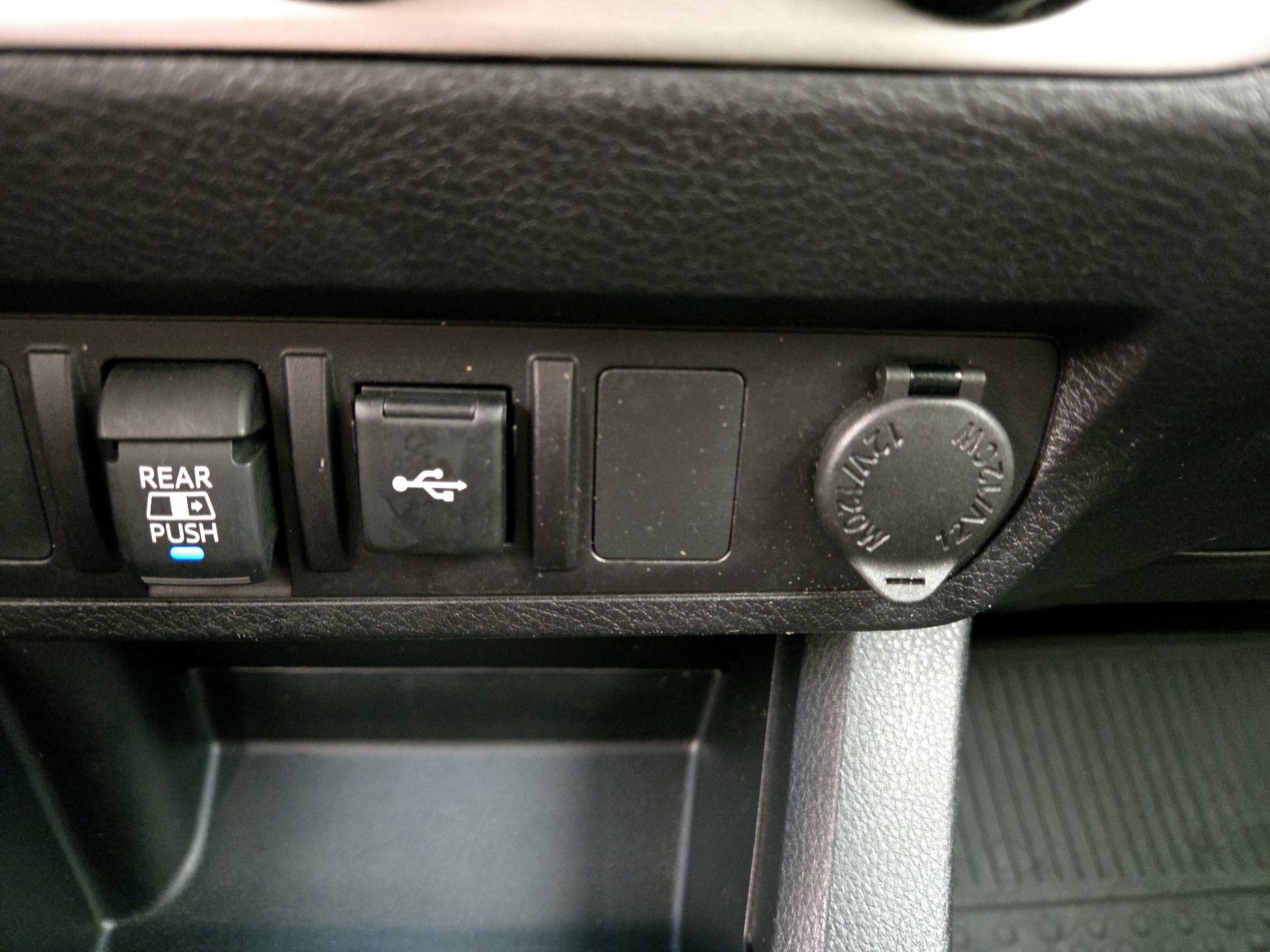 Thumbnail: 2023 Toyota Tacoma - 18