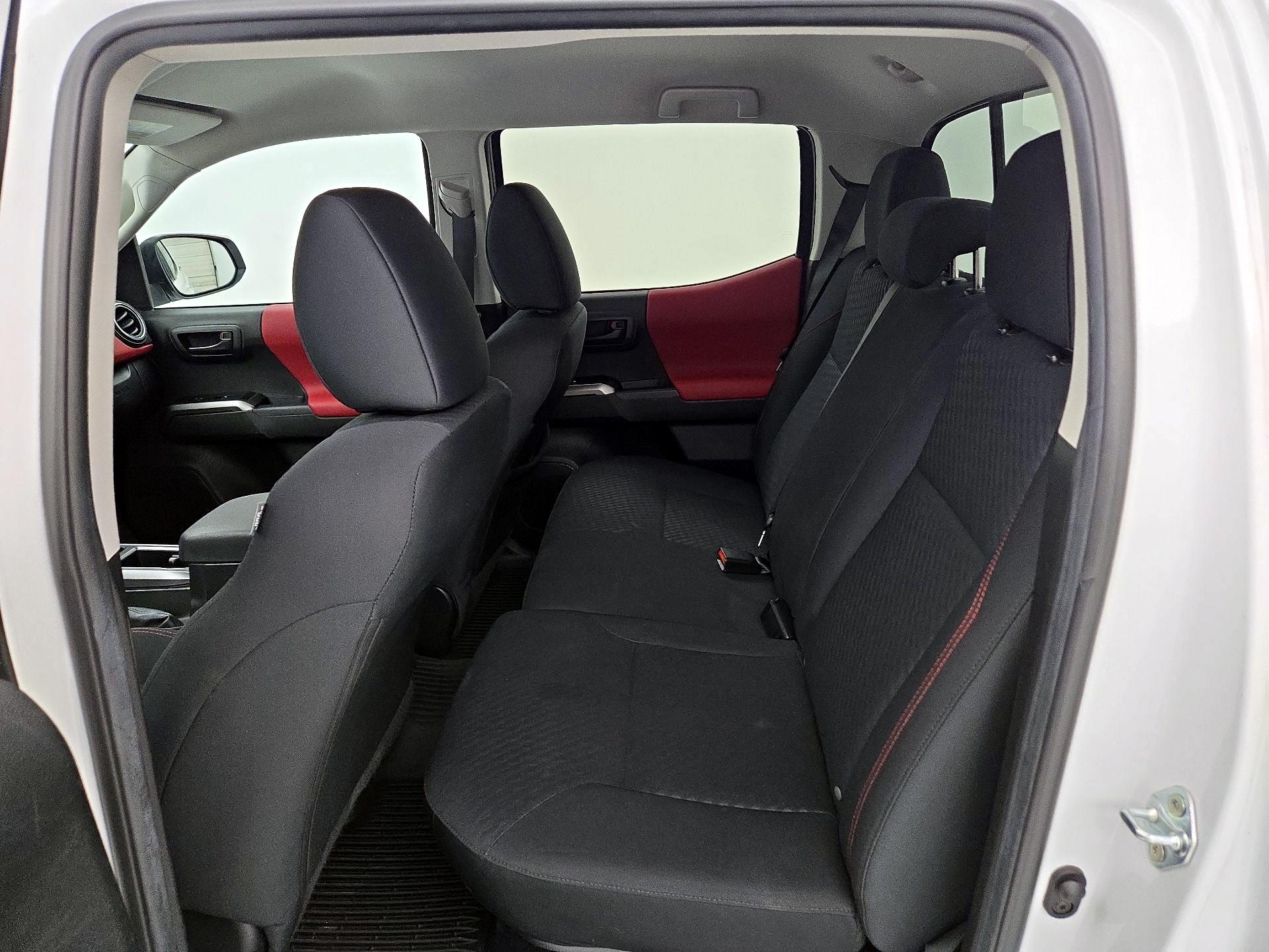 Thumbnail: 2023 Toyota Tacoma - 19