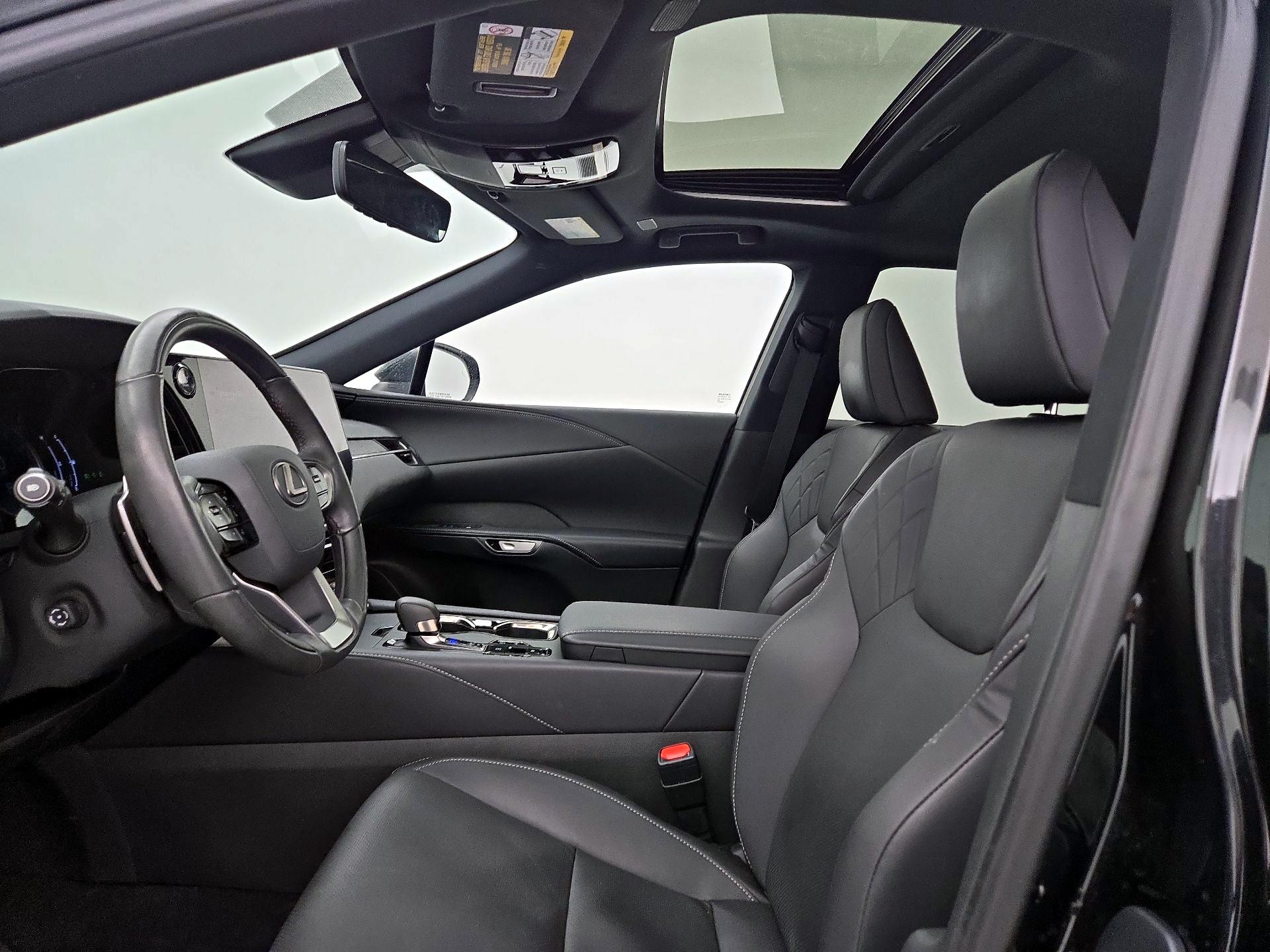 Thumbnail: 2023 Lexus RX - 19