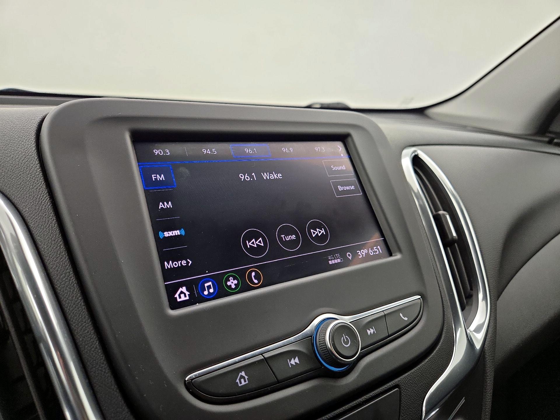 Thumbnail: 2021 Chevrolet Equinox - 15