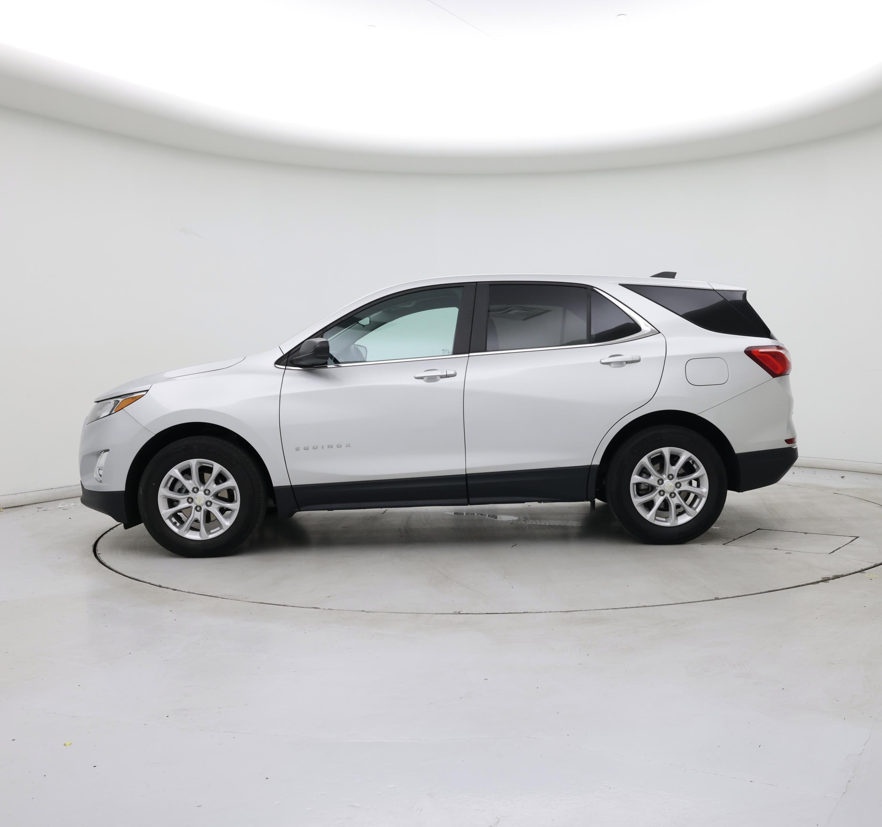 Thumbnail: 2021 Chevrolet Equinox - 3