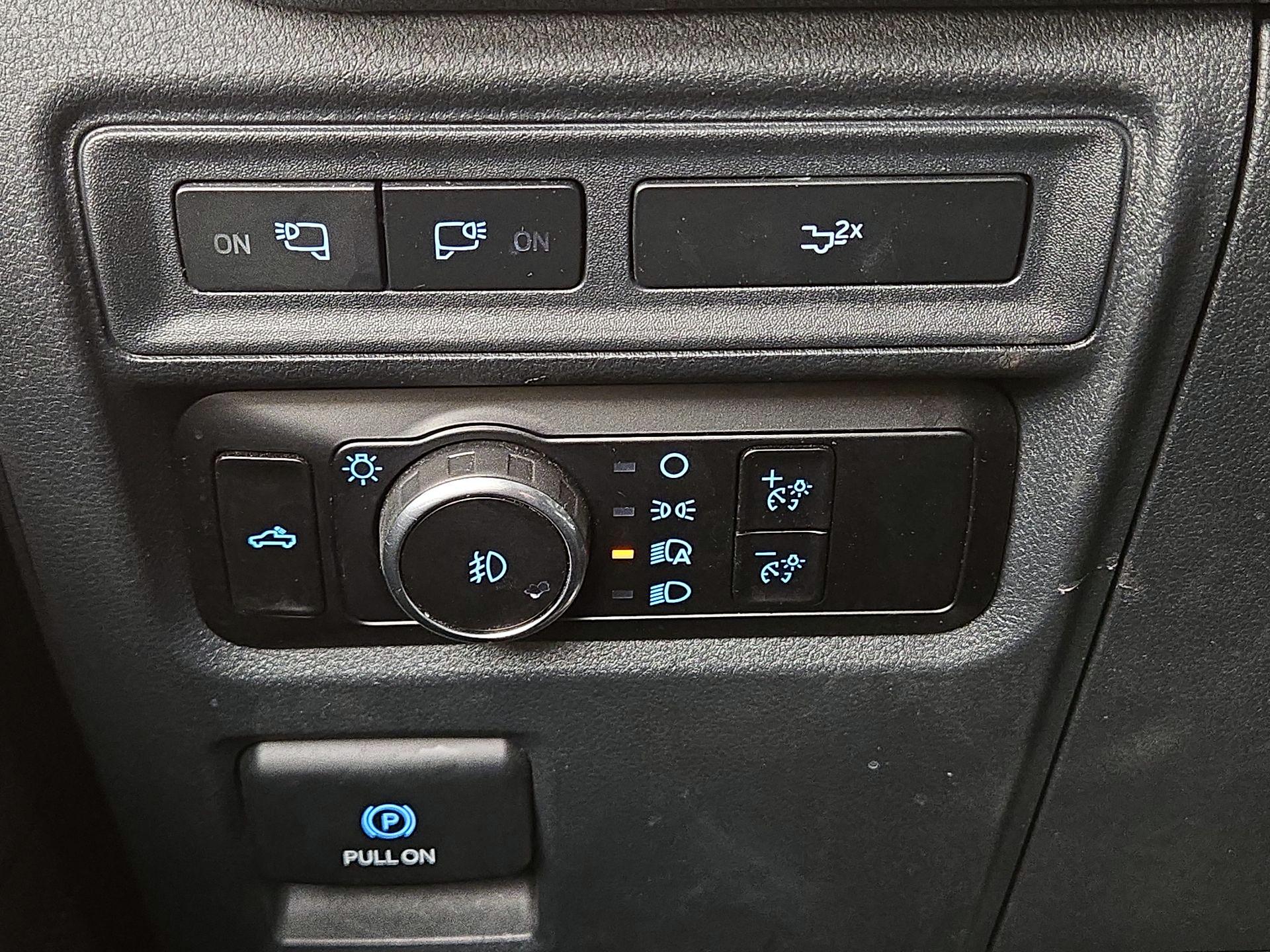 Thumbnail: 2023 Ford F-150 - 13