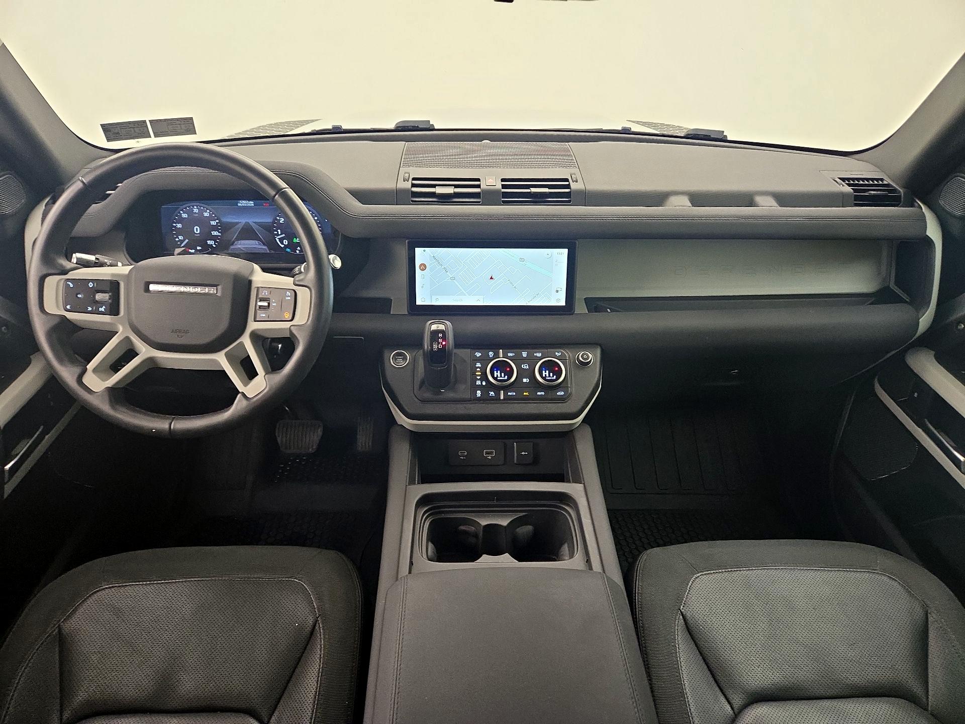 Thumbnail: 2020 Land Rover Defender - 9