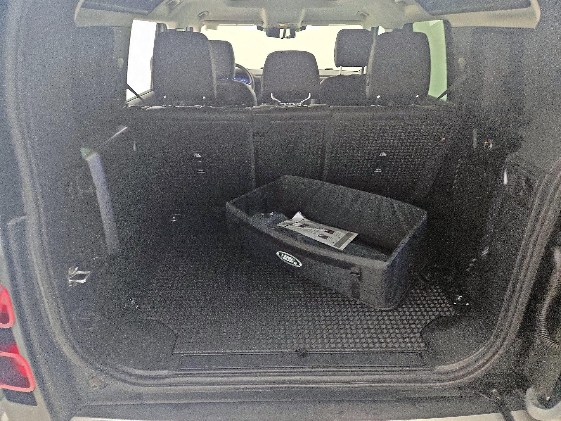 Thumbnail: 2020 Land Rover Defender - 20