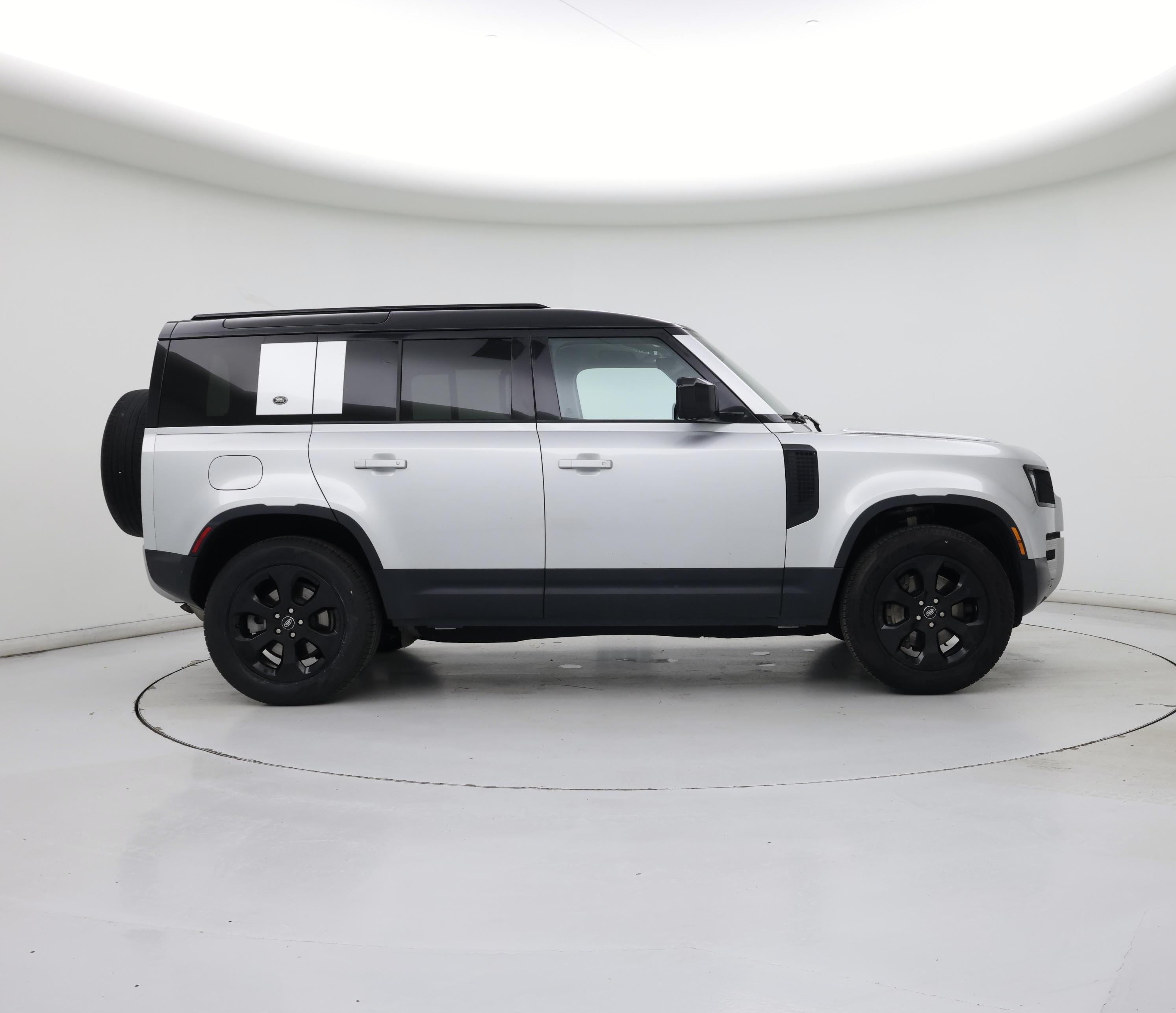 Thumbnail: 2020 Land Rover Defender - 7