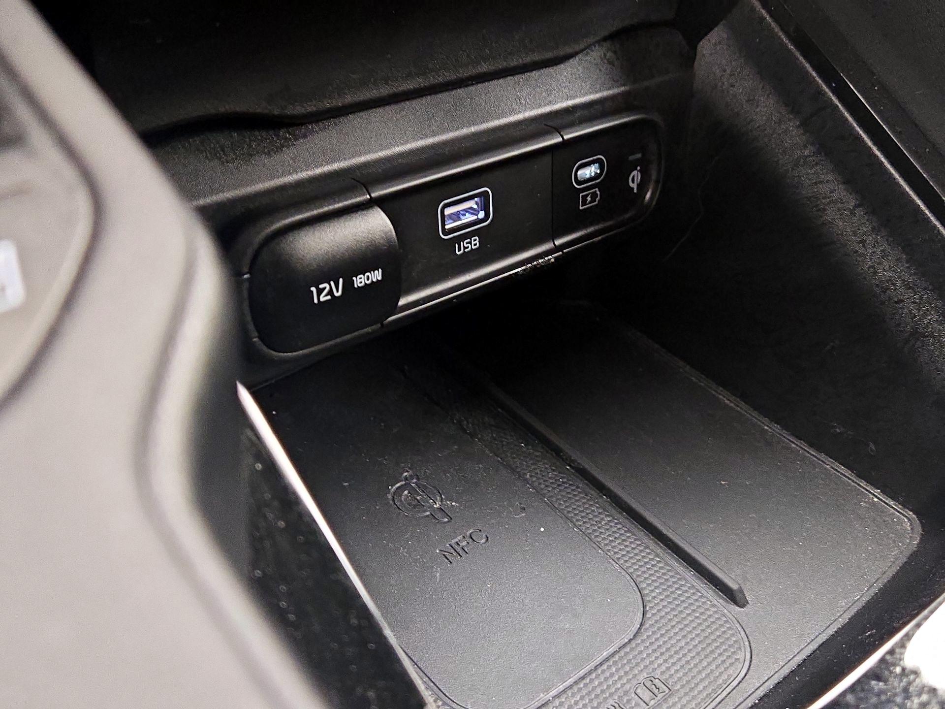 Thumbnail: 2023 Kia Telluride - 18