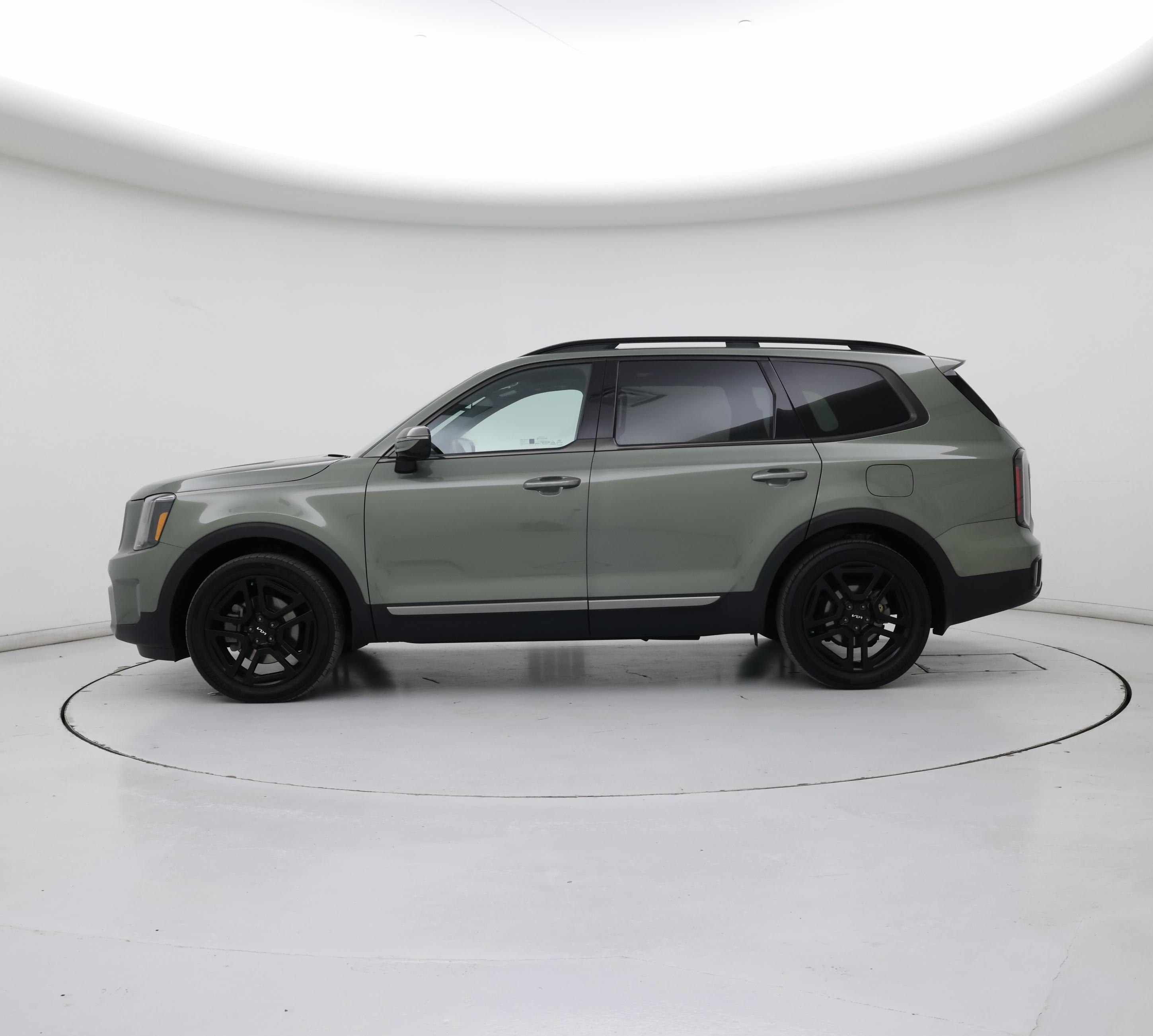 Thumbnail: 2023 Kia Telluride - 3