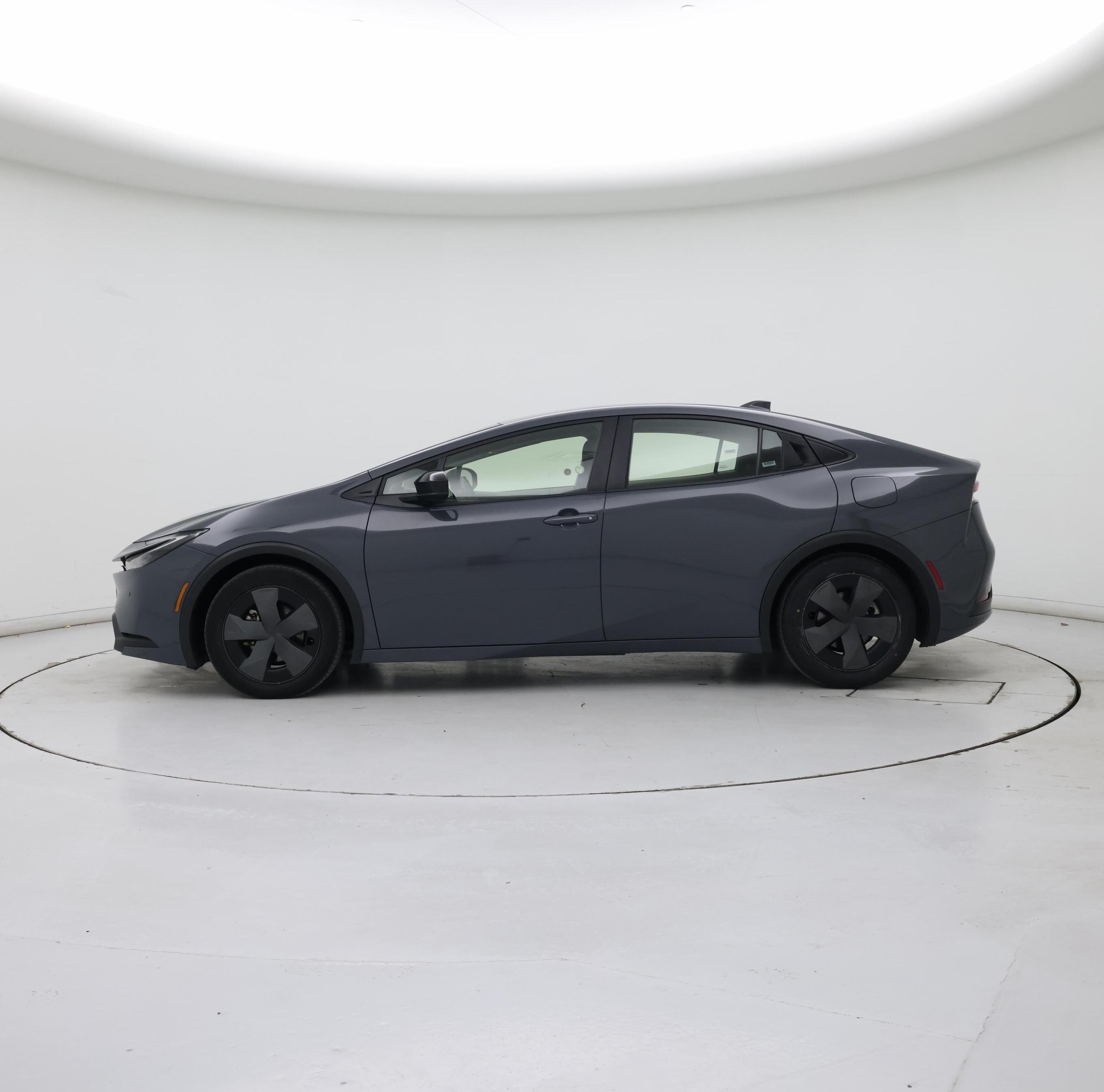 Thumbnail: 2024 Toyota Prius - 3