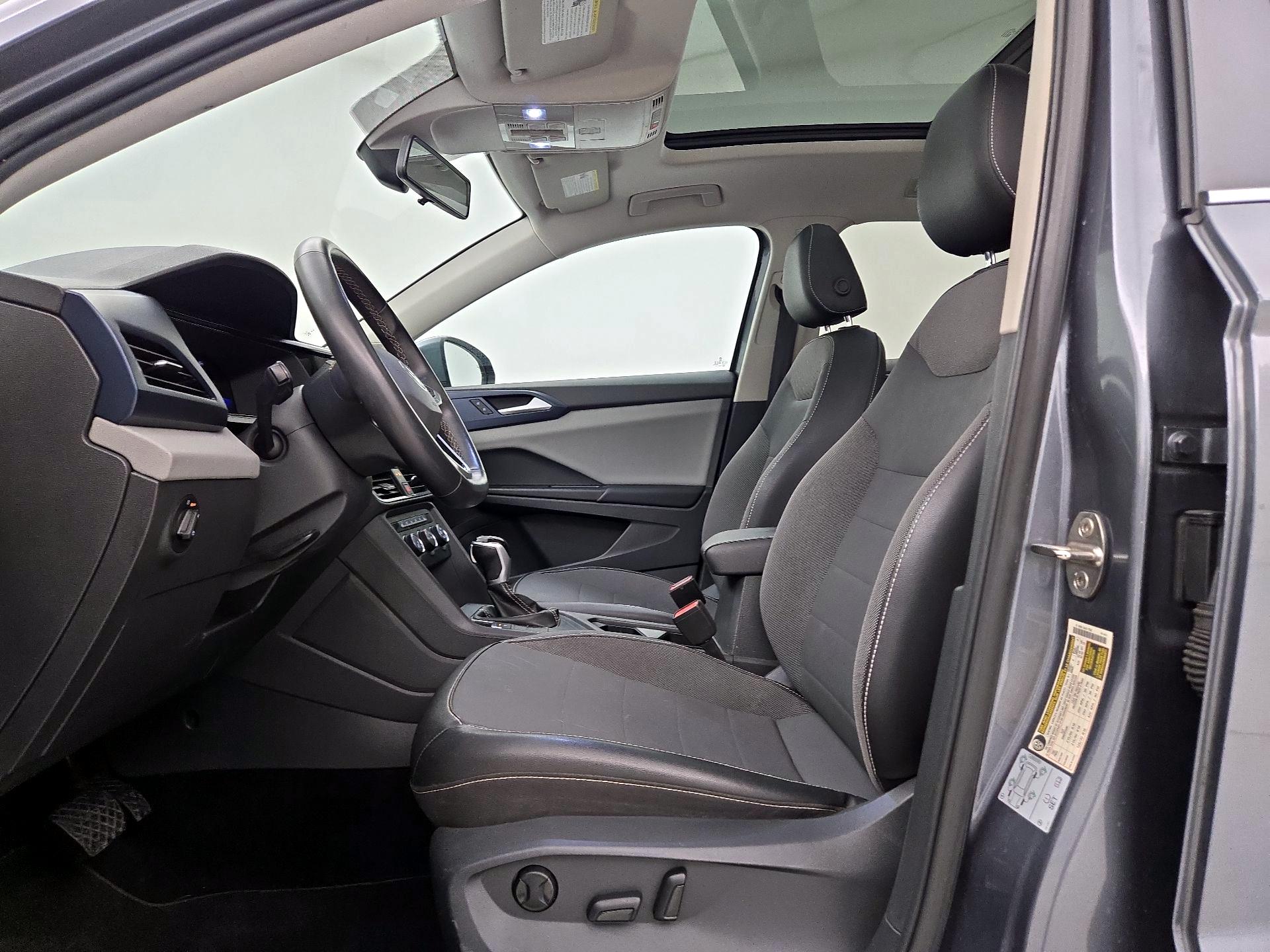 Thumbnail: 2022 Volkswagen Taos - 11