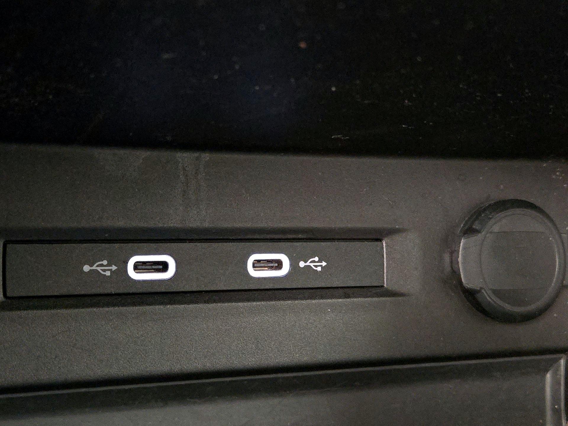 Thumbnail: 2022 Volkswagen Taos - 18