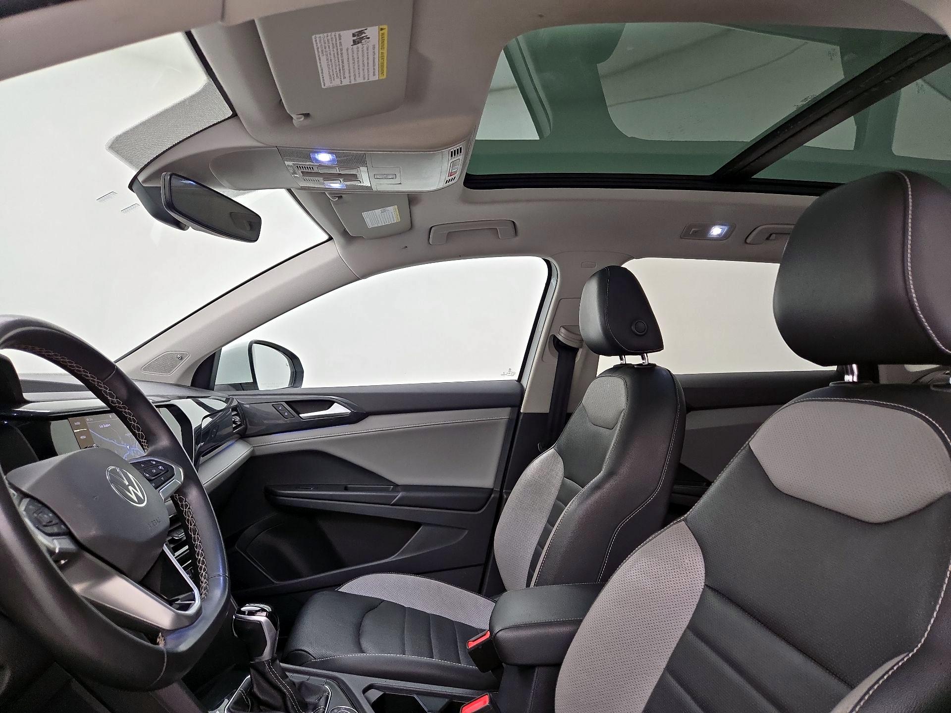 Thumbnail: 2022 Volkswagen Taos - 19