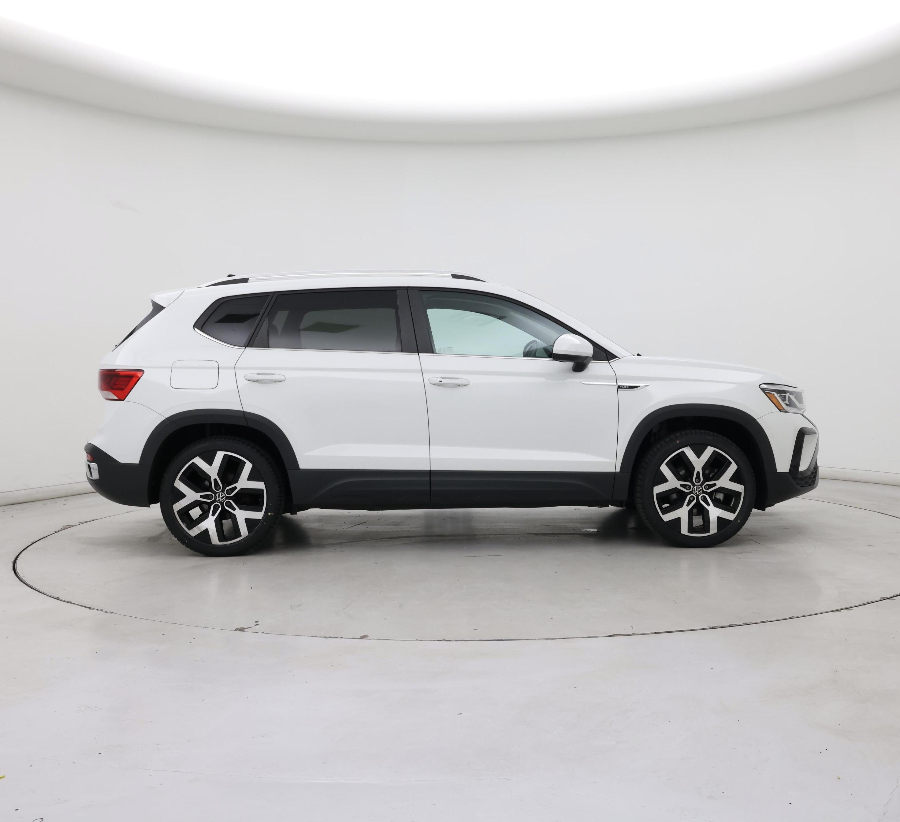 Thumbnail: 2022 Volkswagen Taos - 7