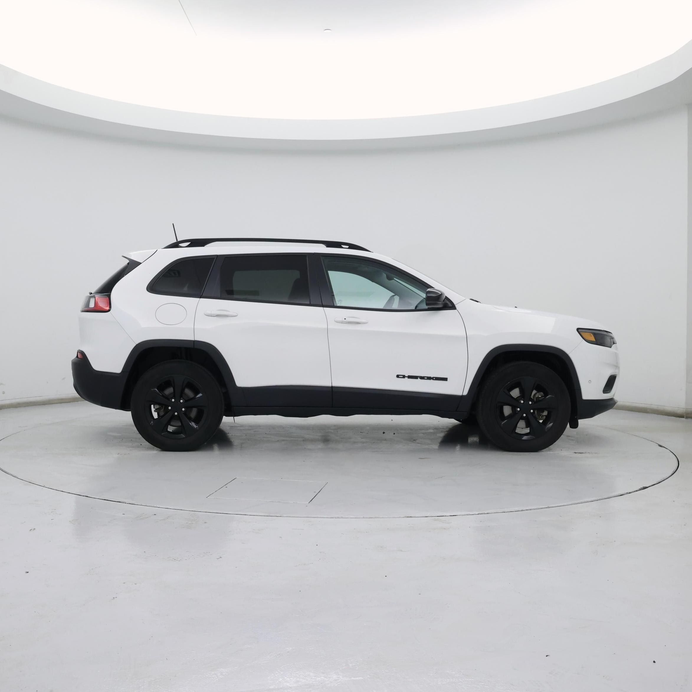 Thumbnail: 2023 Jeep Cherokee - 7