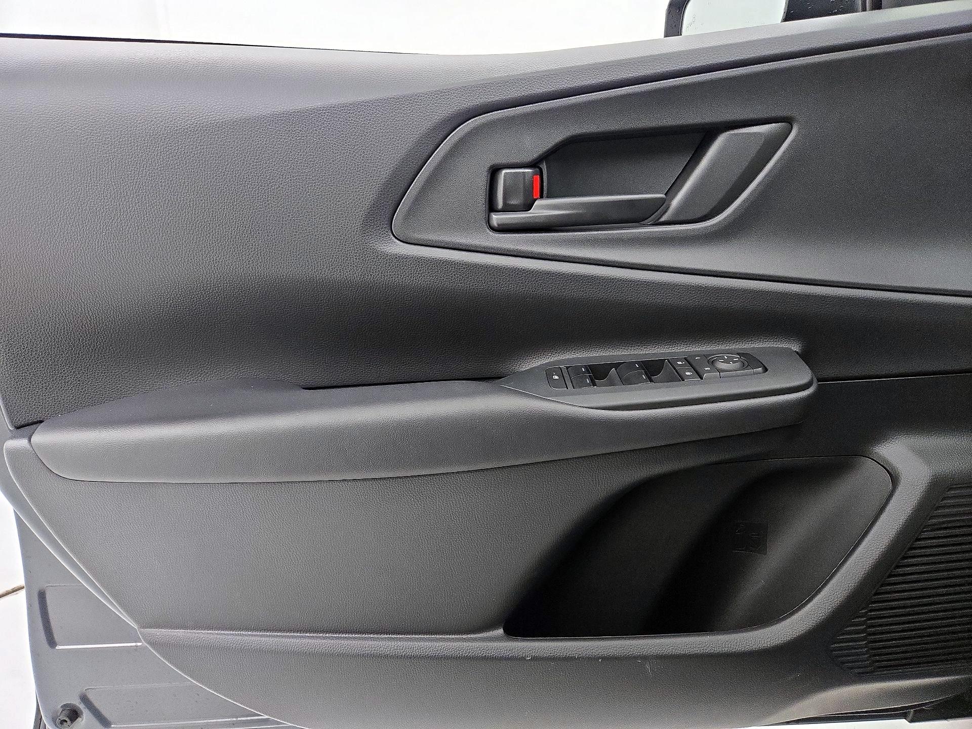 Thumbnail: 2025 Toyota Prius - 12