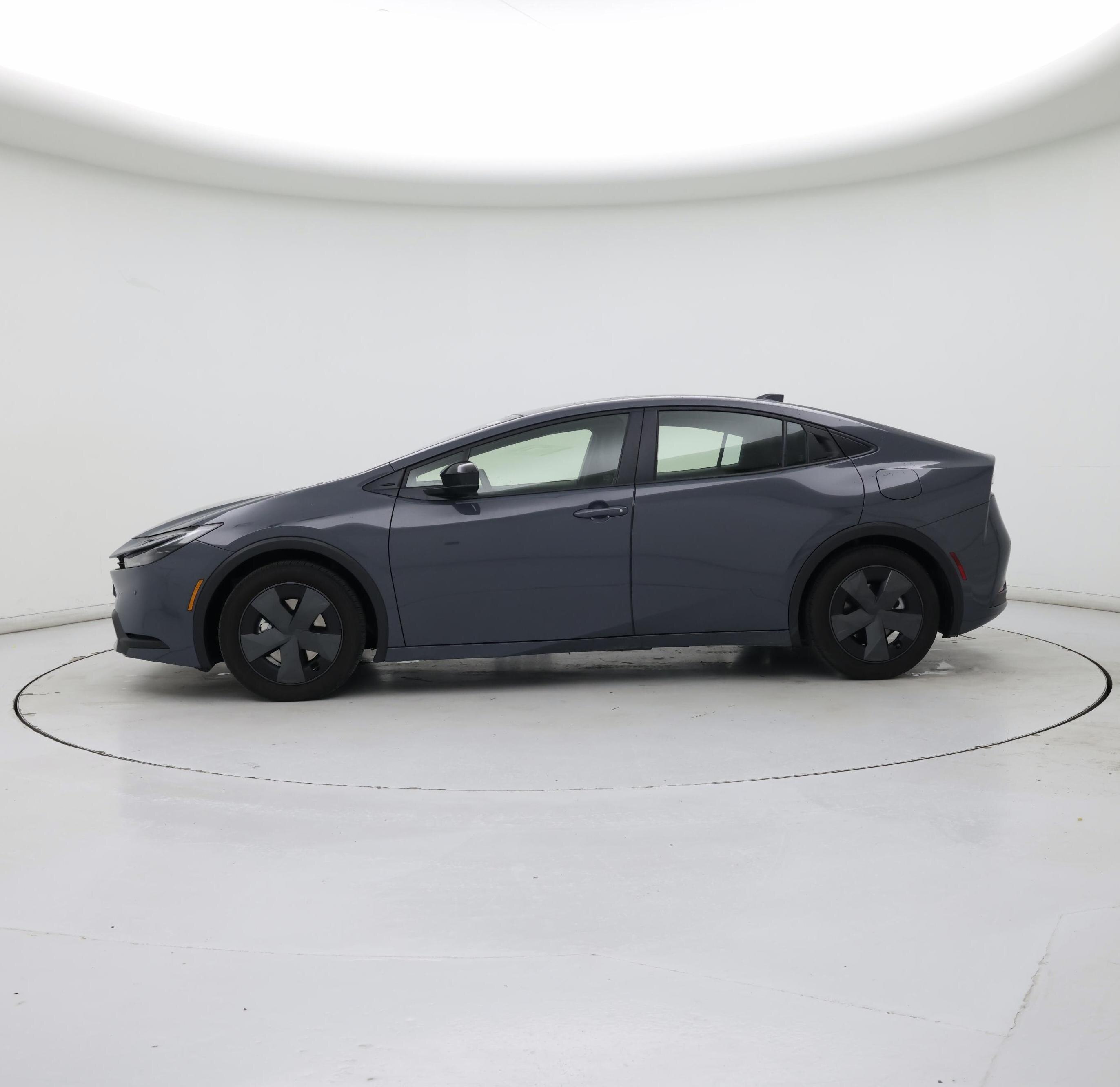 Thumbnail: 2025 Toyota Prius - 3