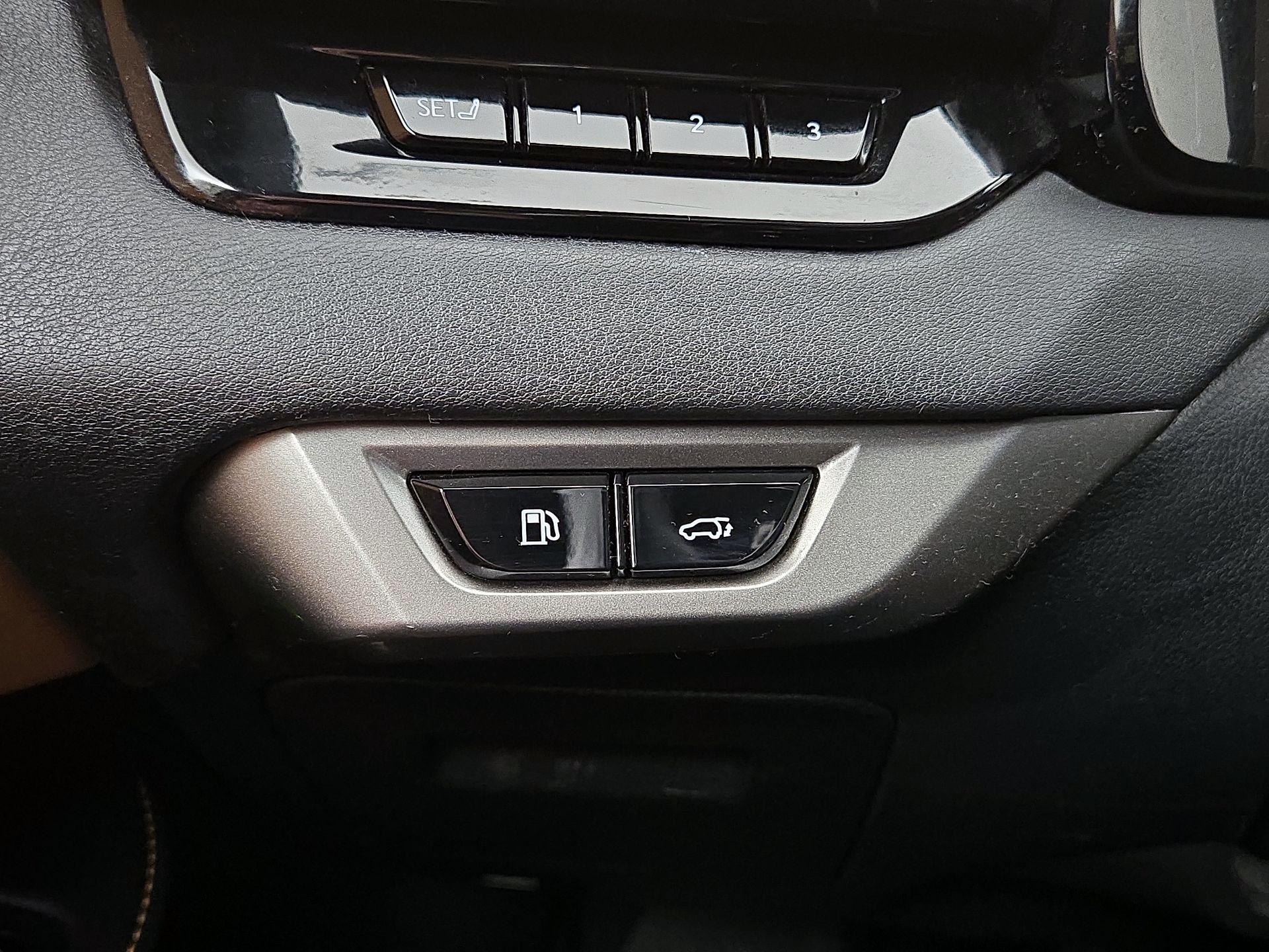 Thumbnail: 2023 Lexus RX - 13